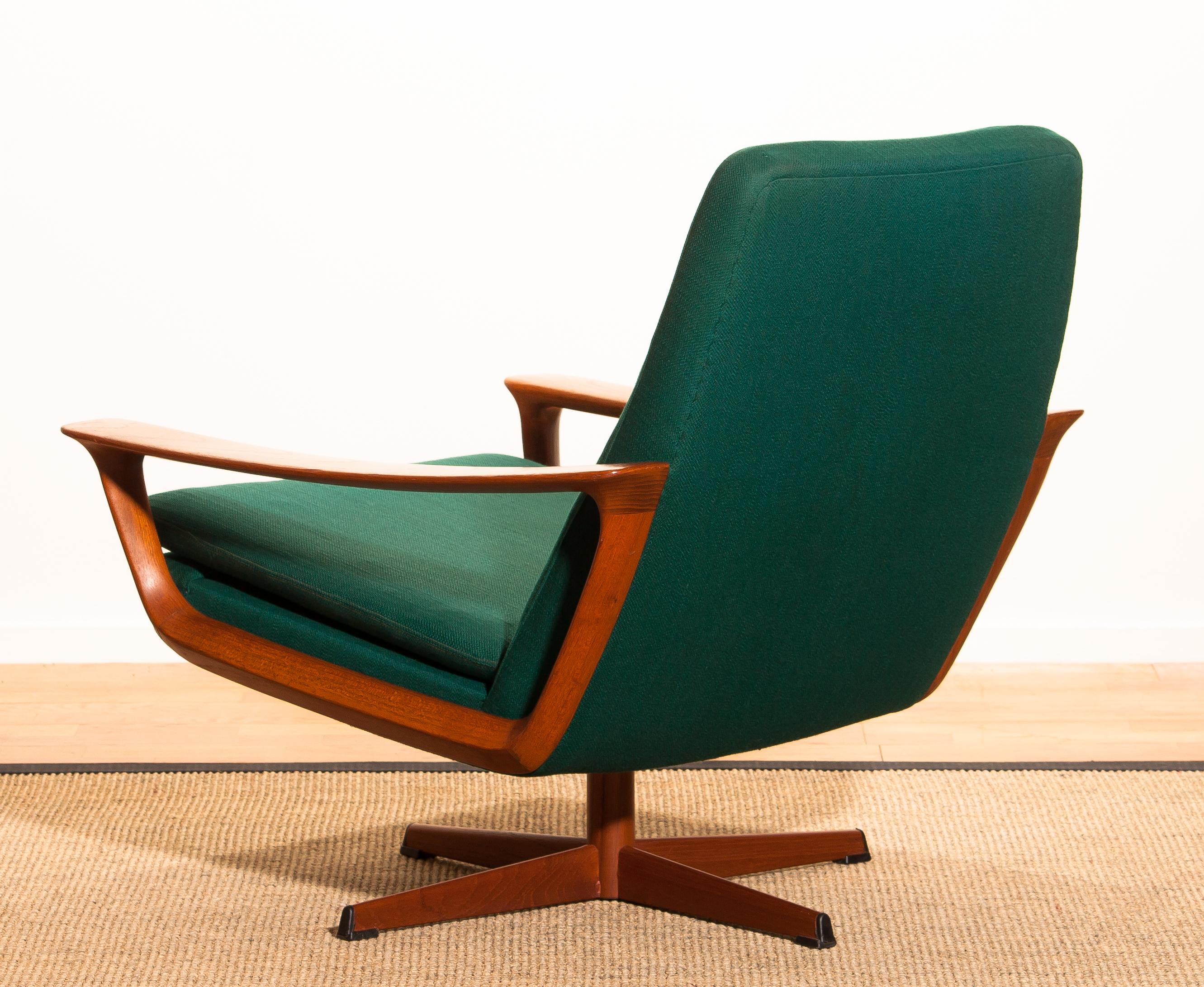 1960s, Teak Swivel Chair by Johannes Andersen for Trensum Denmark In Good Condition In Silvolde, Gelderland