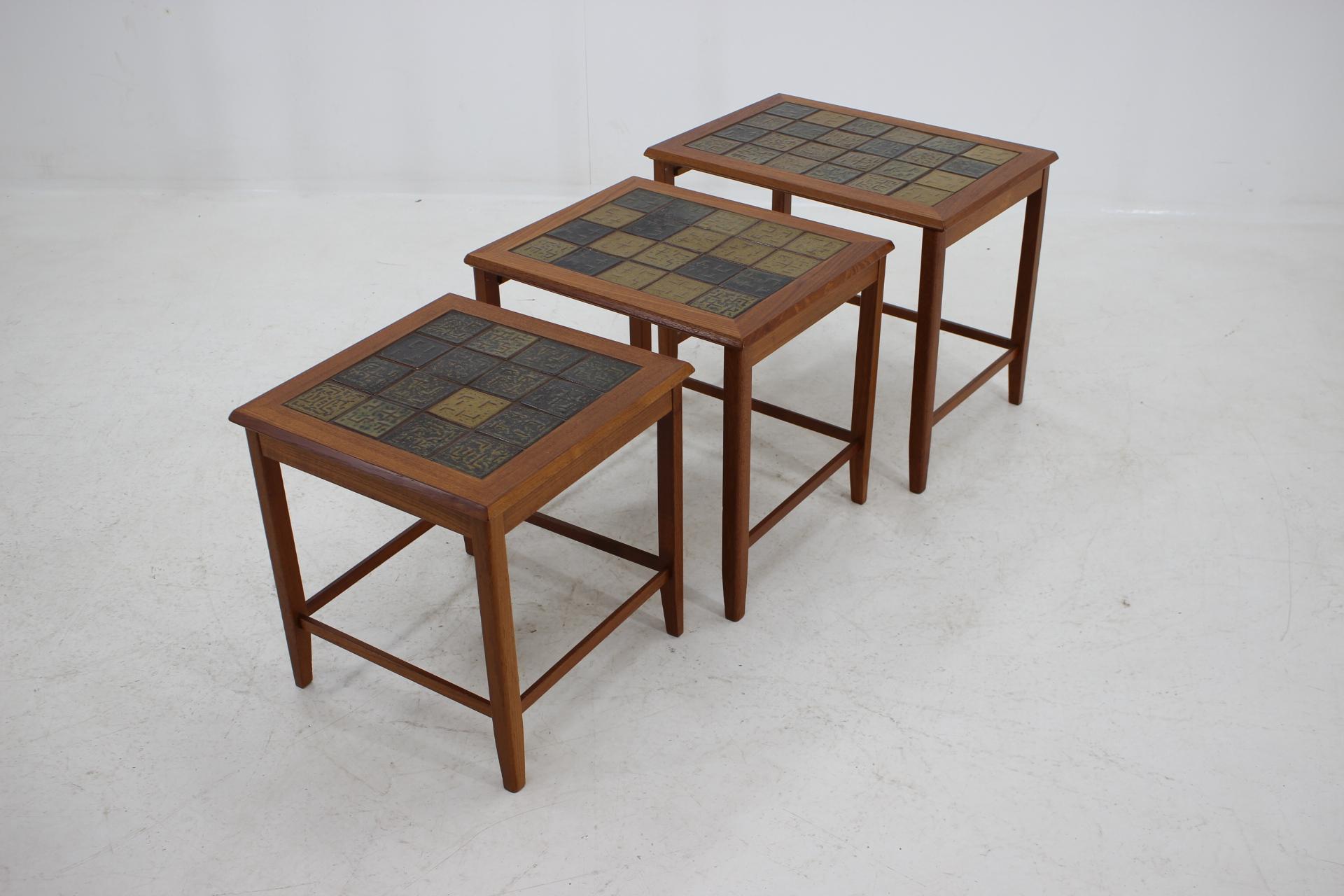 Mid-Century Modern 1960s Teak/Tile Nesting Tables, Denmark, 3 Pieces