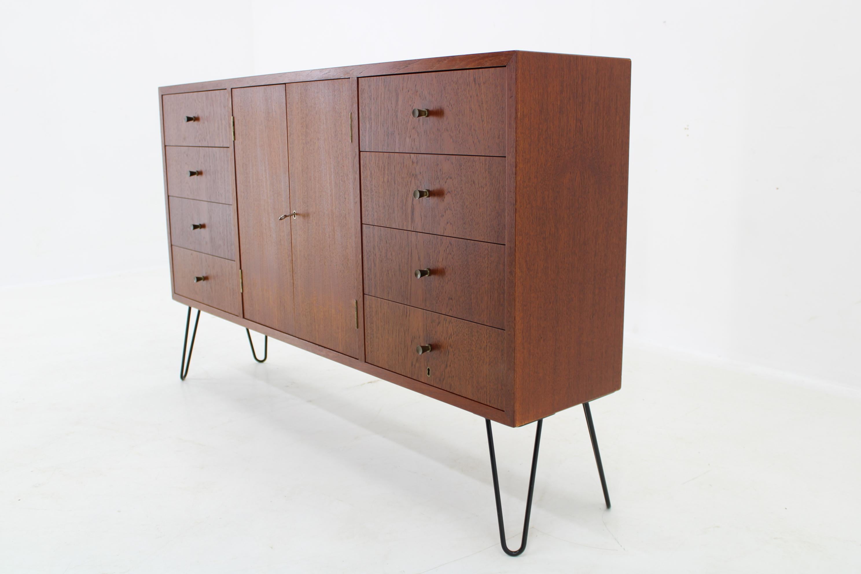  1960s Teak Upcycled Cabinet, Denmark  In Good Condition In Praha, CZ