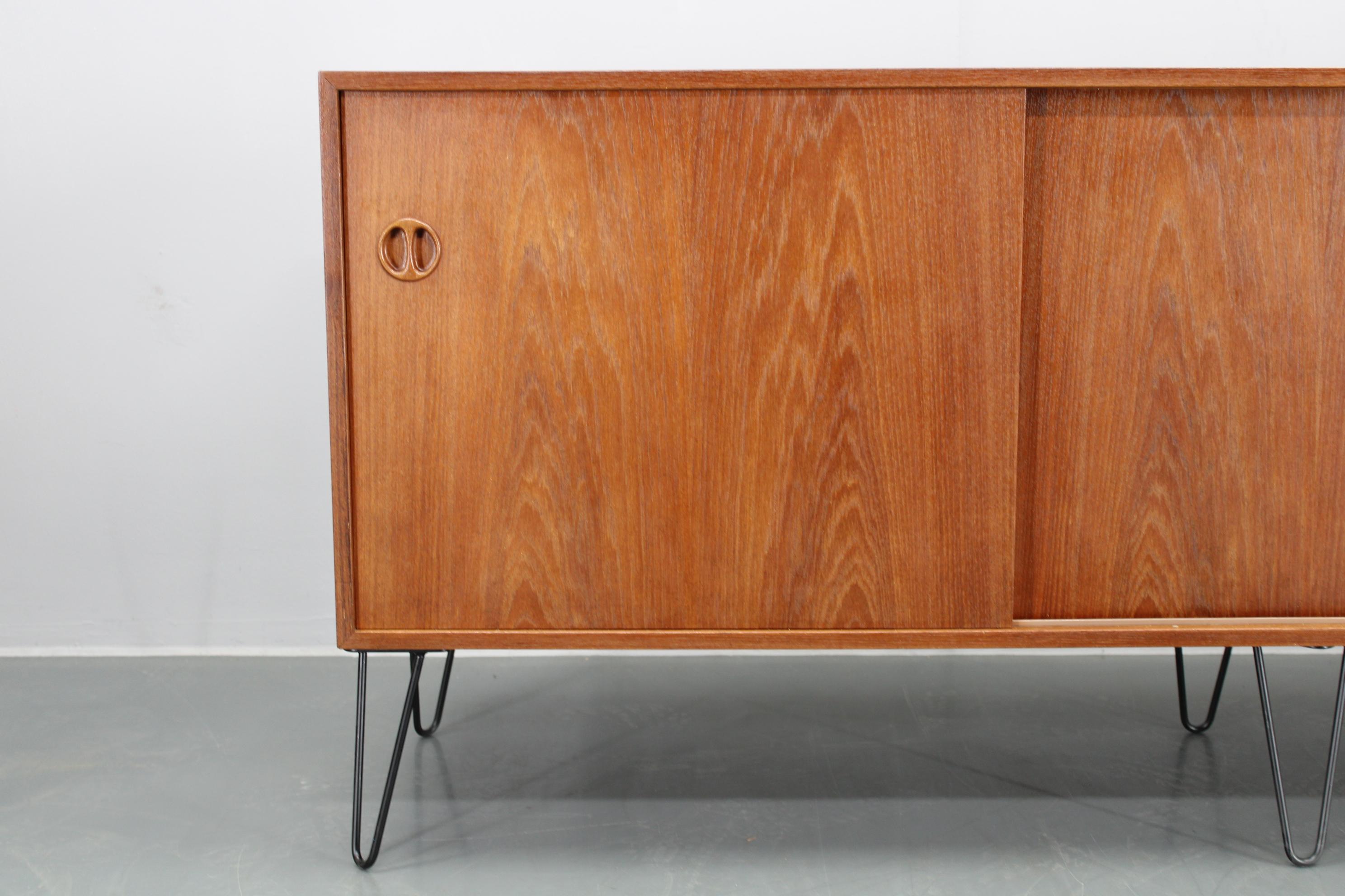 Mid-Century moderno Credenza in teak riciclata del 1960 in vendita