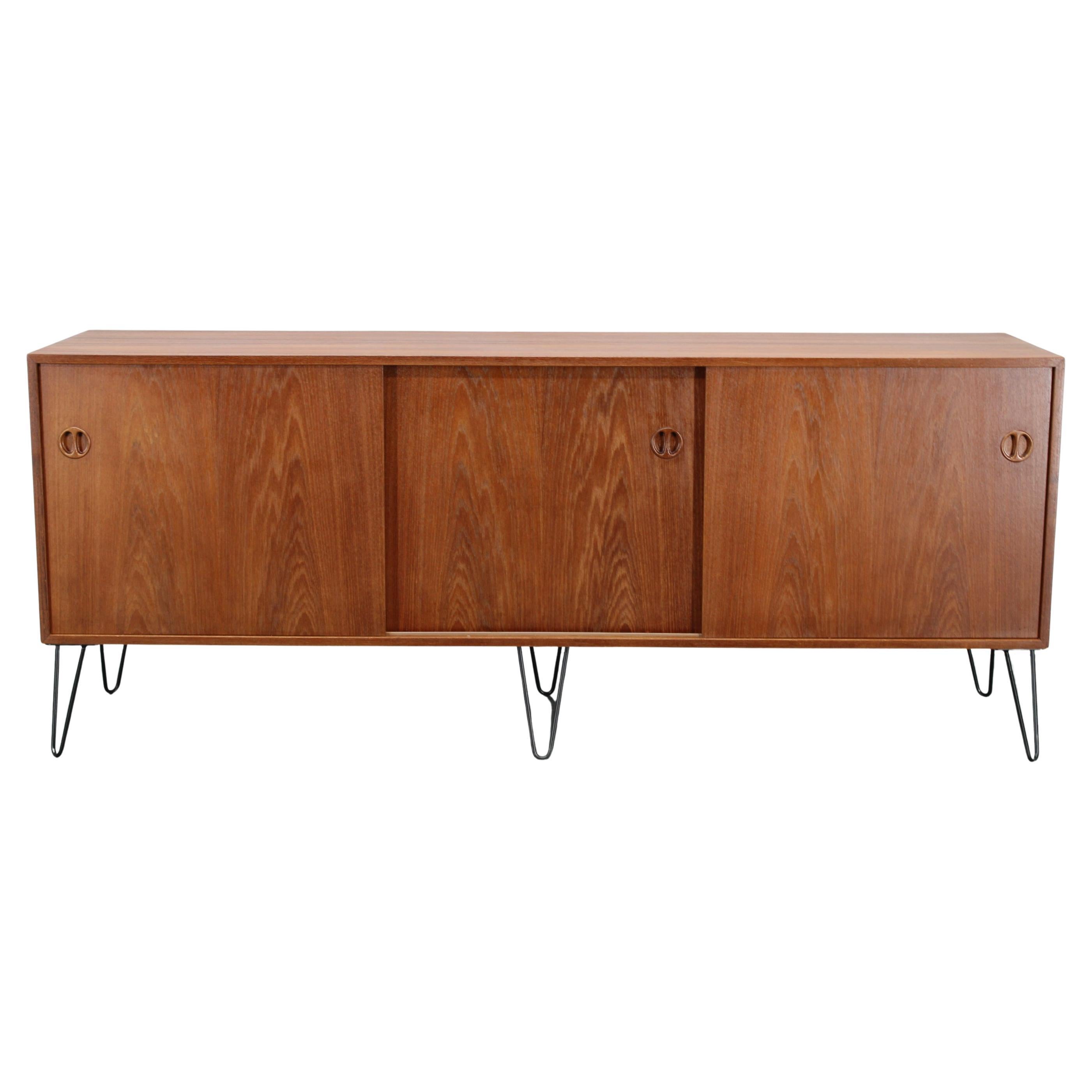 Buffet en teck recyclé des années 1960