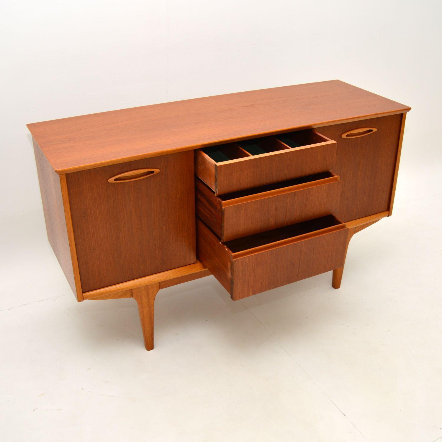 1960's Teak Vintage Sideboard 2