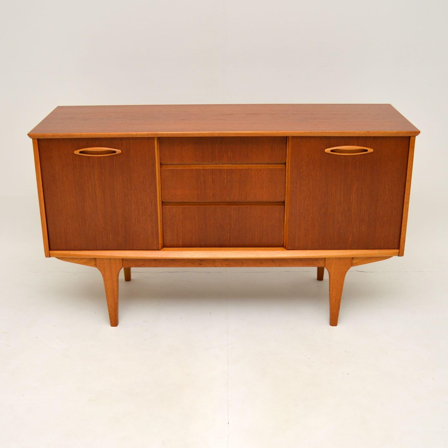 1960's Teak Vintage Sideboard 5