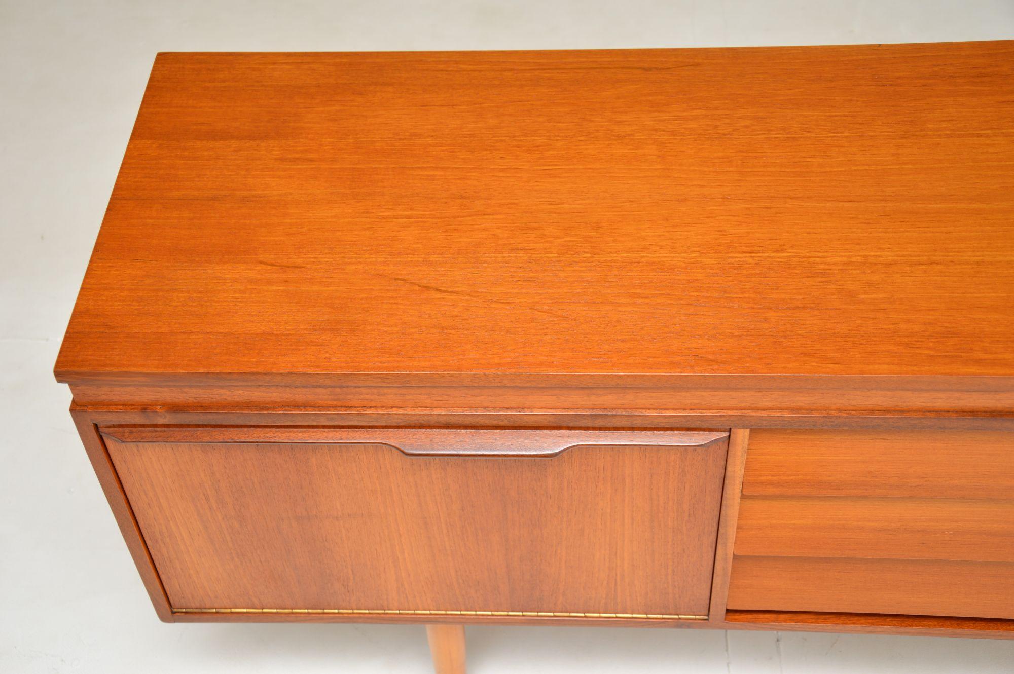 Teck Enfilade vintage en teck des années 1960