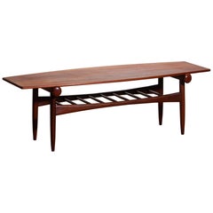 1960s, Teak Walnut Reversible Ellipse Surfboard Coffee Table, Italy