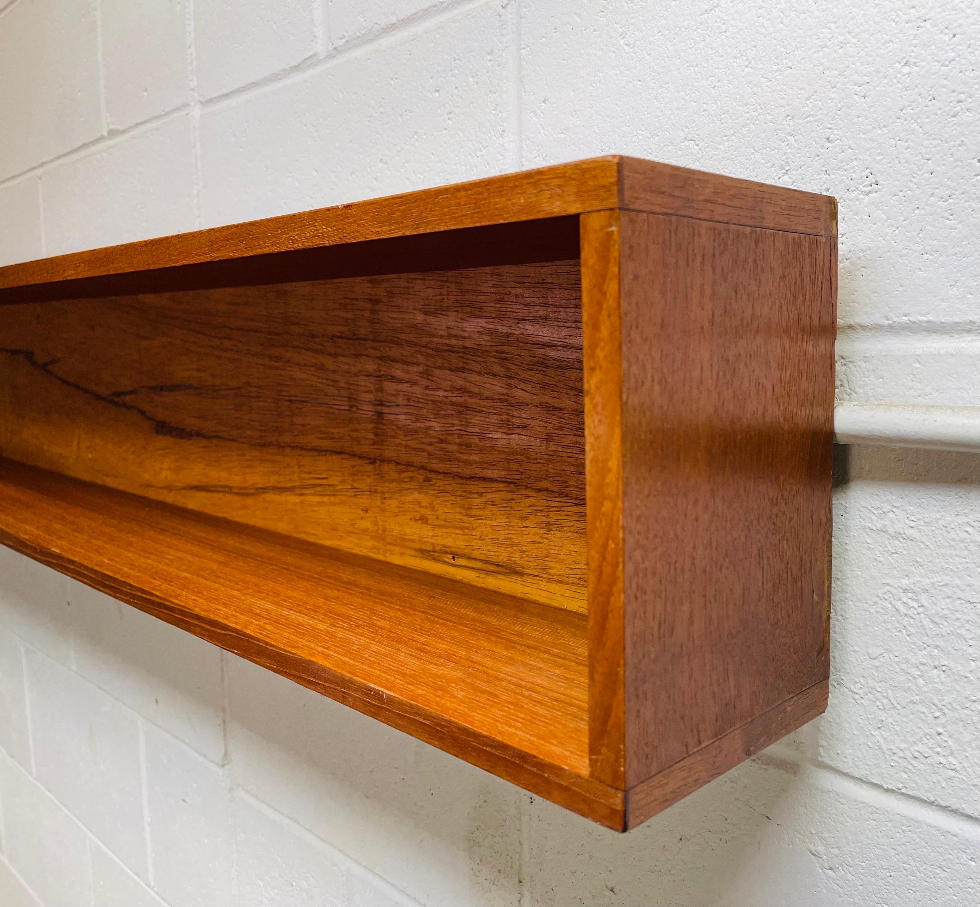 20th Century 1960s Teak Wood Large Floating Shelf For Sale