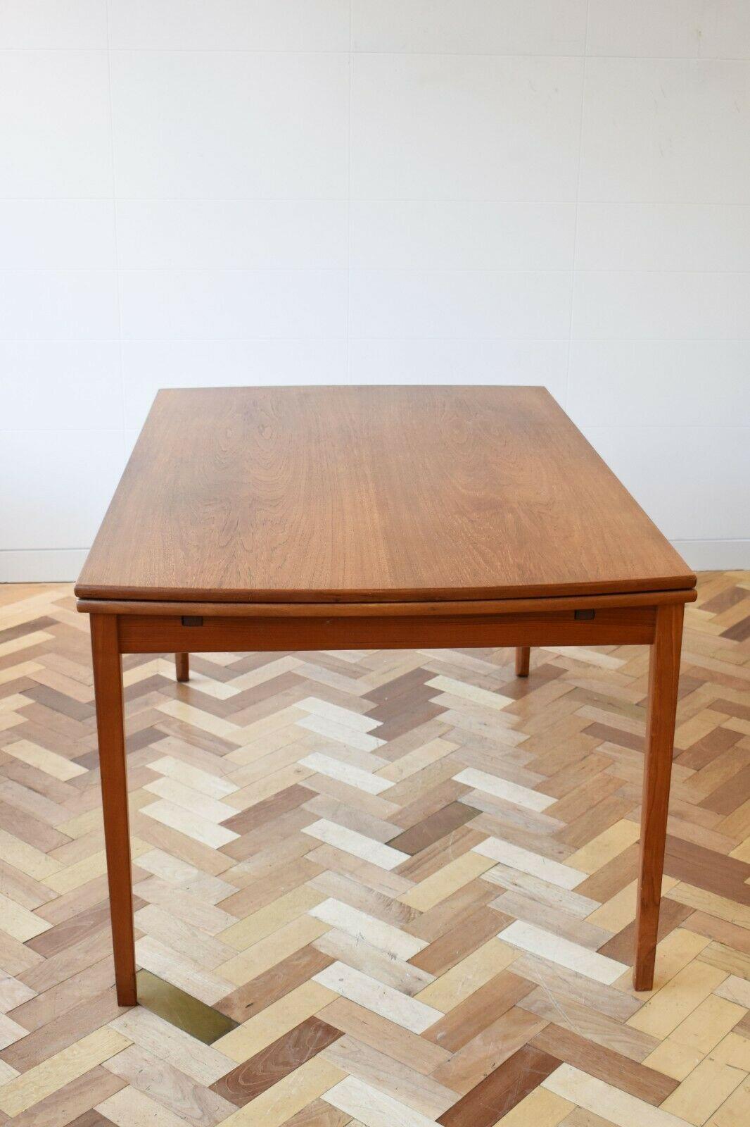 Mid-Century Modern Finn Juhl for France & Sons, Teakwood Extendable Dining Table and Chairs, 1960's