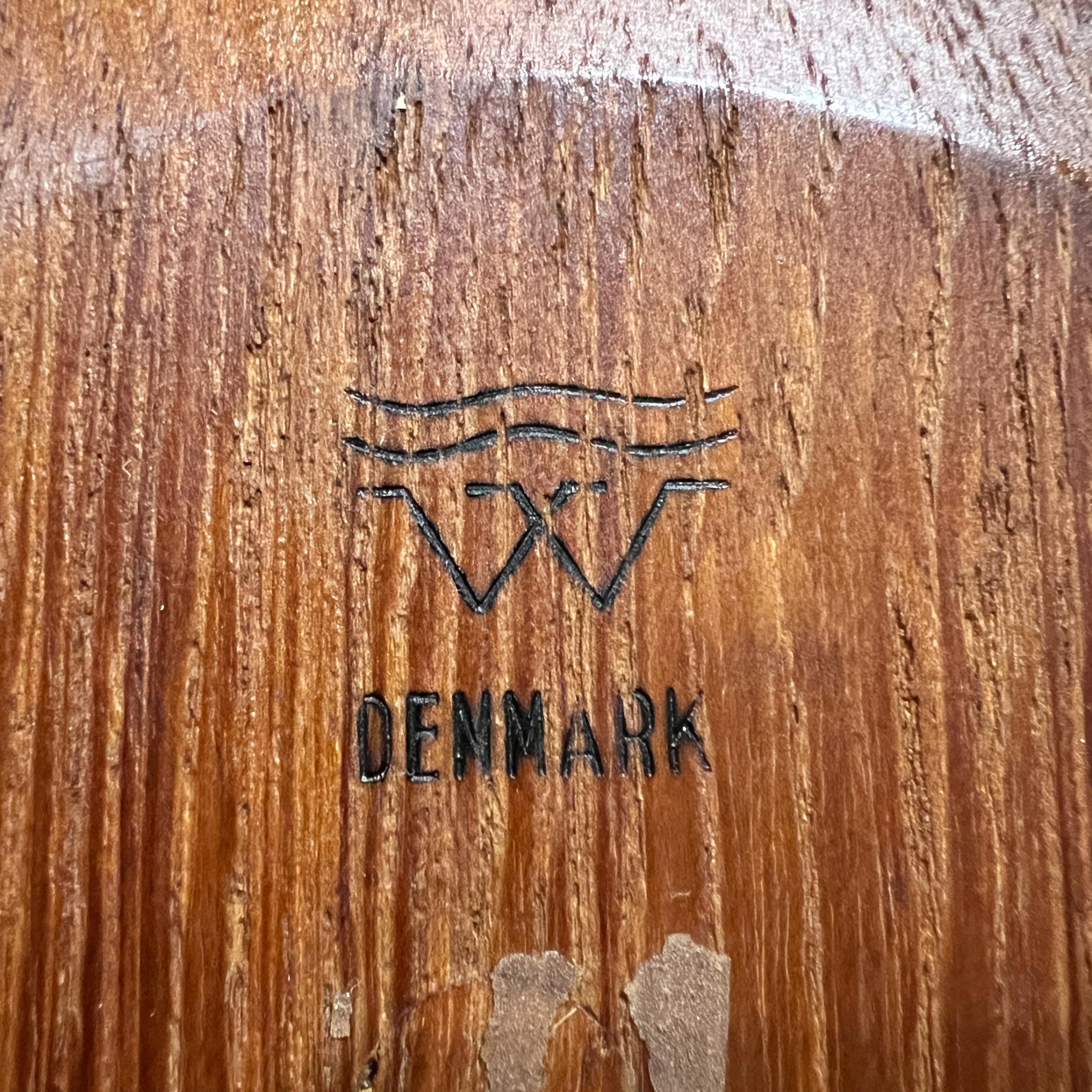 1960s Teakwood Snack Plates Lunning Inc Denmark- Set of 5 For Sale 3