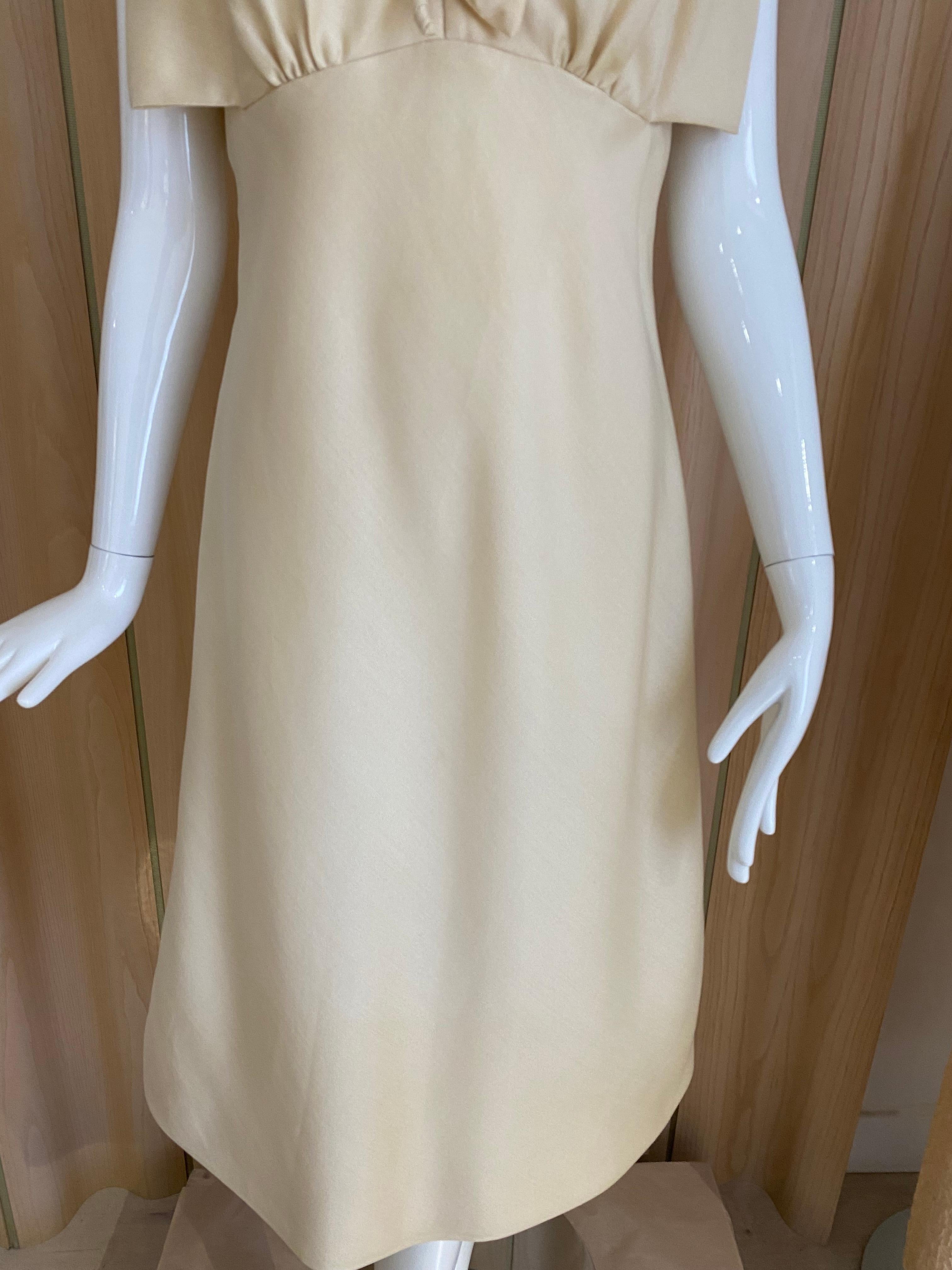 1960s Teal Traina Cream Silk Cocktail Dress For Sale 3
