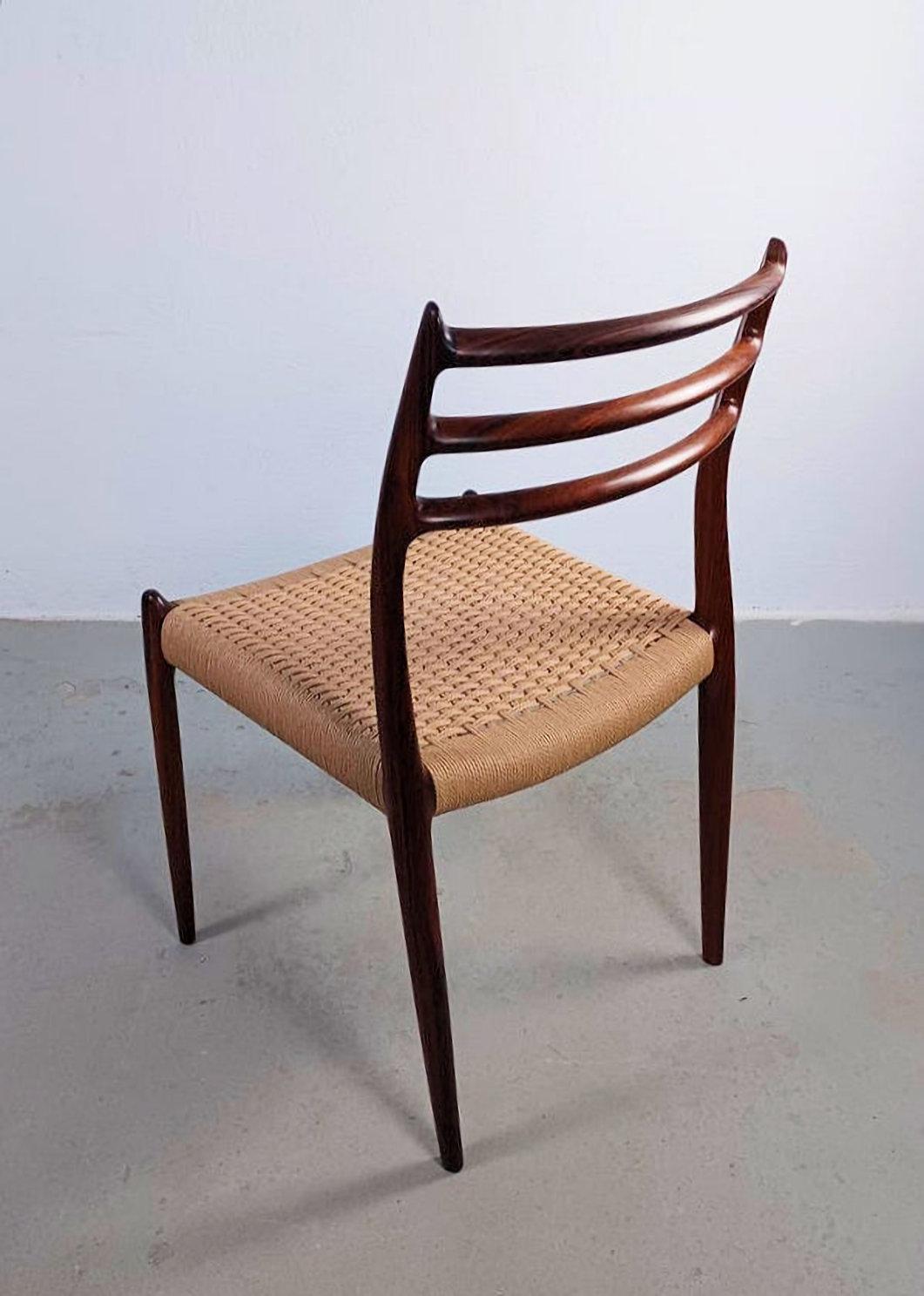 1960er Jahre Zehn vollständig restaurierte N.O. Moller Palisander Papercord Esszimmerstühle (Dänisch) im Angebot