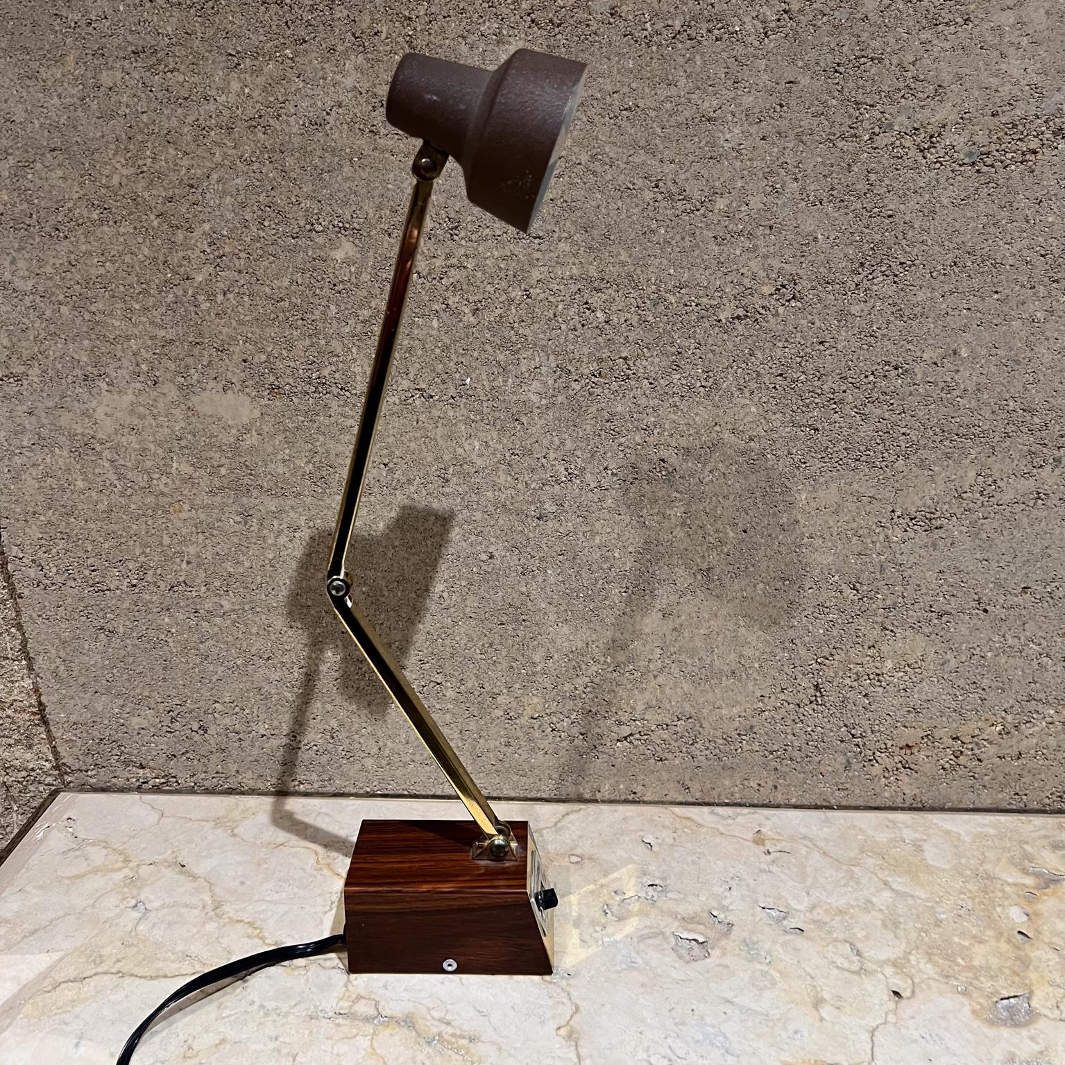 Tensor-Holz-Schreibtischlampe, drehbar, hohe Intensität, 1960er Jahre im Angebot 4