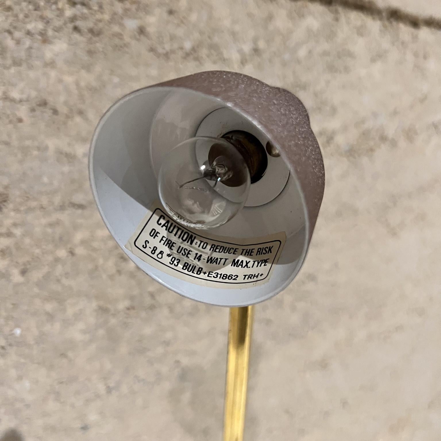 Tensor-Holz-Schreibtischlampe, drehbar, hohe Intensität, 1960er Jahre im Angebot 6
