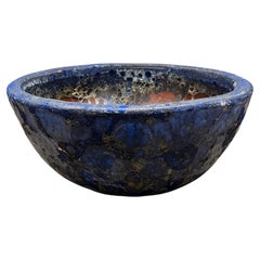 Grande jardinière bleue des années 1960 en terre cuite volcanique émaillée de lave