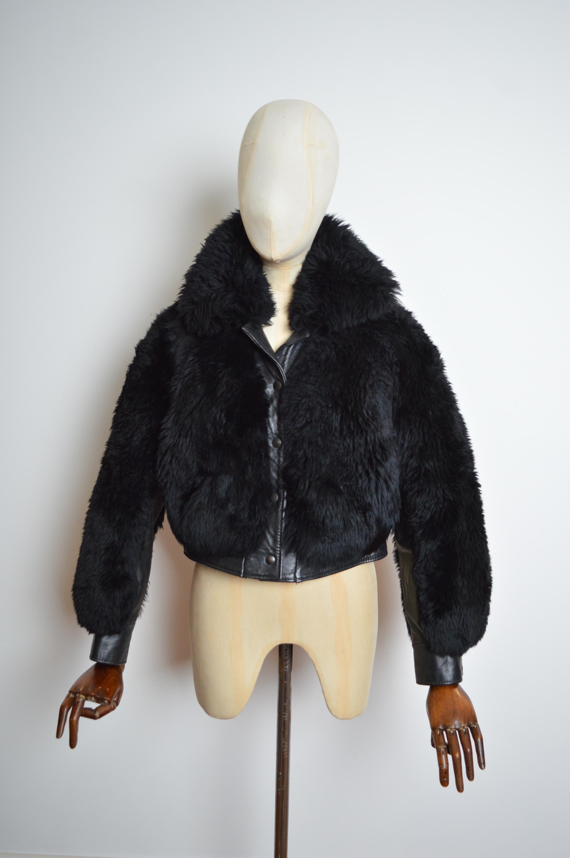 Chaqueta bomber de piel de oveja Penny Lane negra gruesa de los años 60 - Abrigo en venta 3
