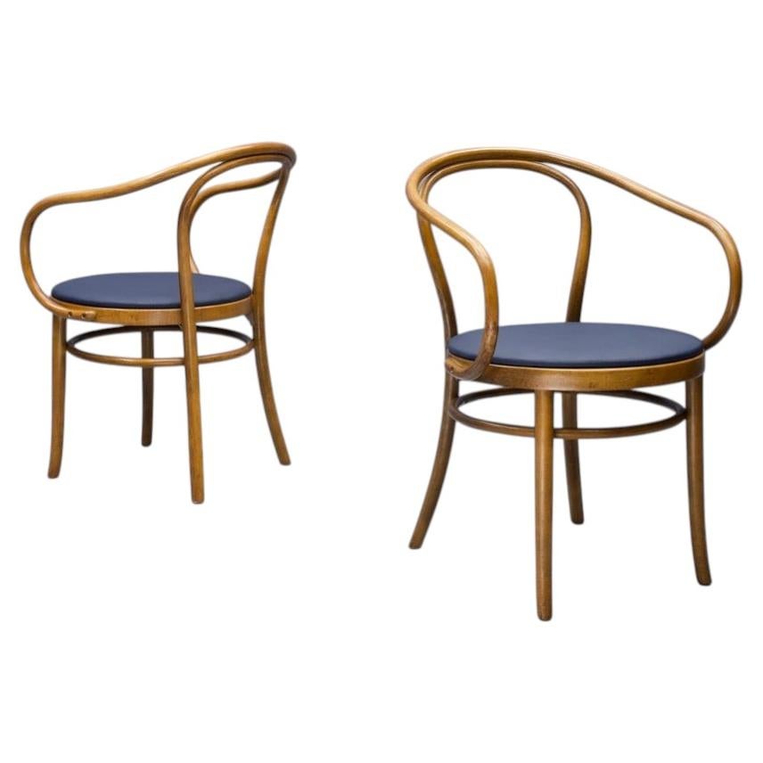 1960s Thonet 209 Le Corbusier Bentwood Armchairs Blue Leather + Beechwood, Pair For Sale