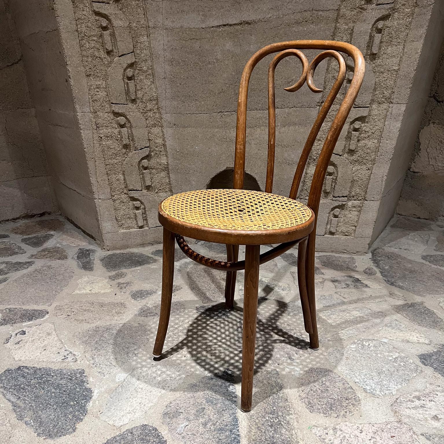 1960s Thonet A16 Sweetheart Chair Bentwood Cane For Sale