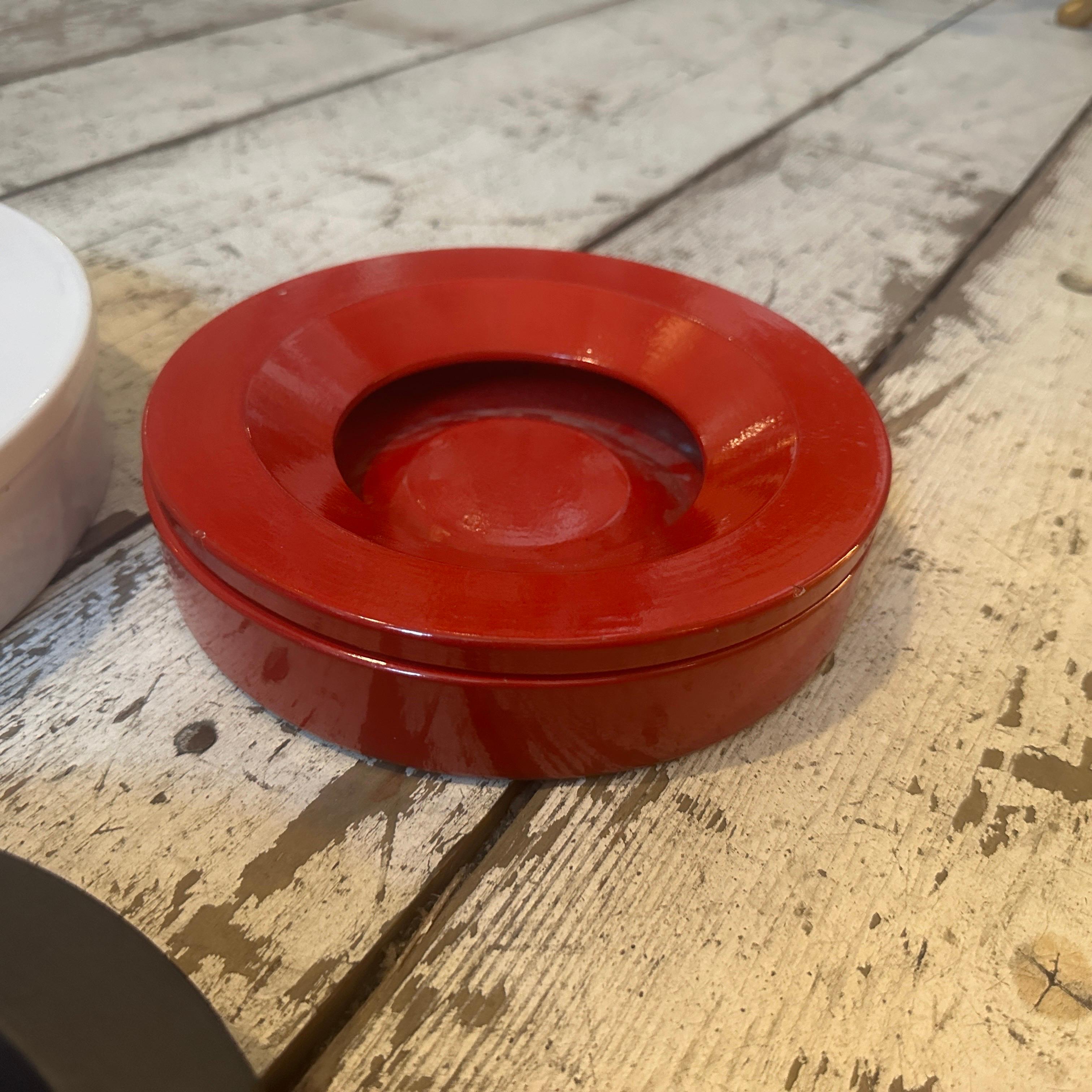 1960s Three Barbados Ceramic Ashtray by Angelo Mangiarotti for Danese Milano In Good Condition For Sale In Aci Castello, IT