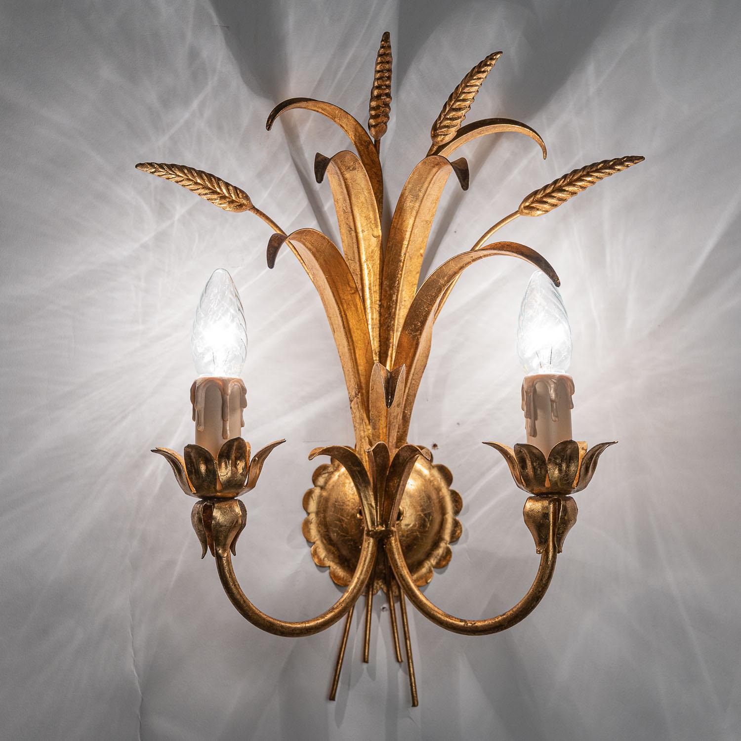 1960s Gilt Metal Wheat Wall Sconce, Hollywood Regency  For Sale 6