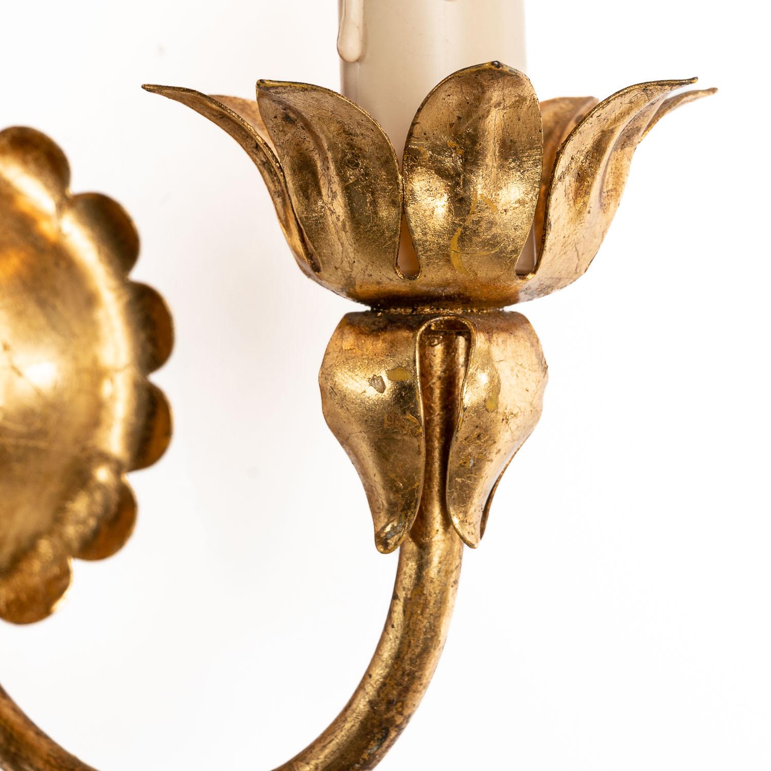 1960s Gilt Metal Wheat Wall Sconce, Hollywood Regency  1