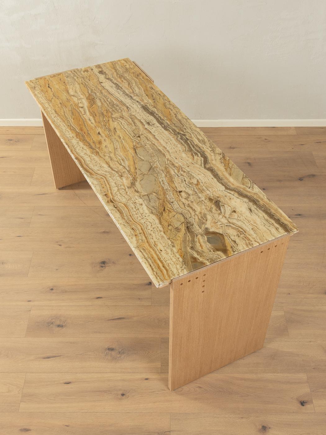 Escritorio de mármol de tres patas de los años 60 en Bueno estado para la venta en Neuss, NW