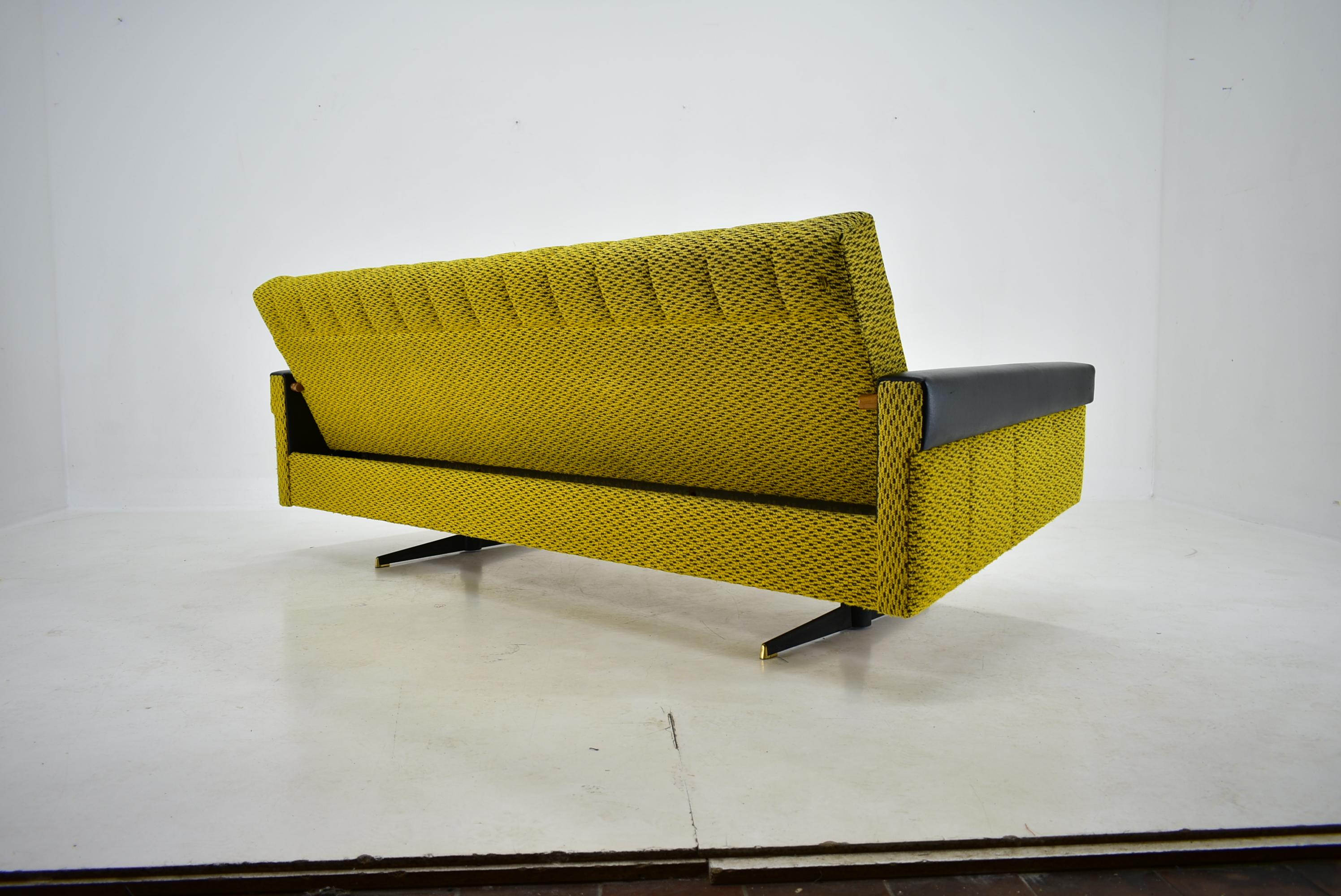 Fabric 1960s , Three Seater Sofa/Daybed in Original Upholstery, Czech