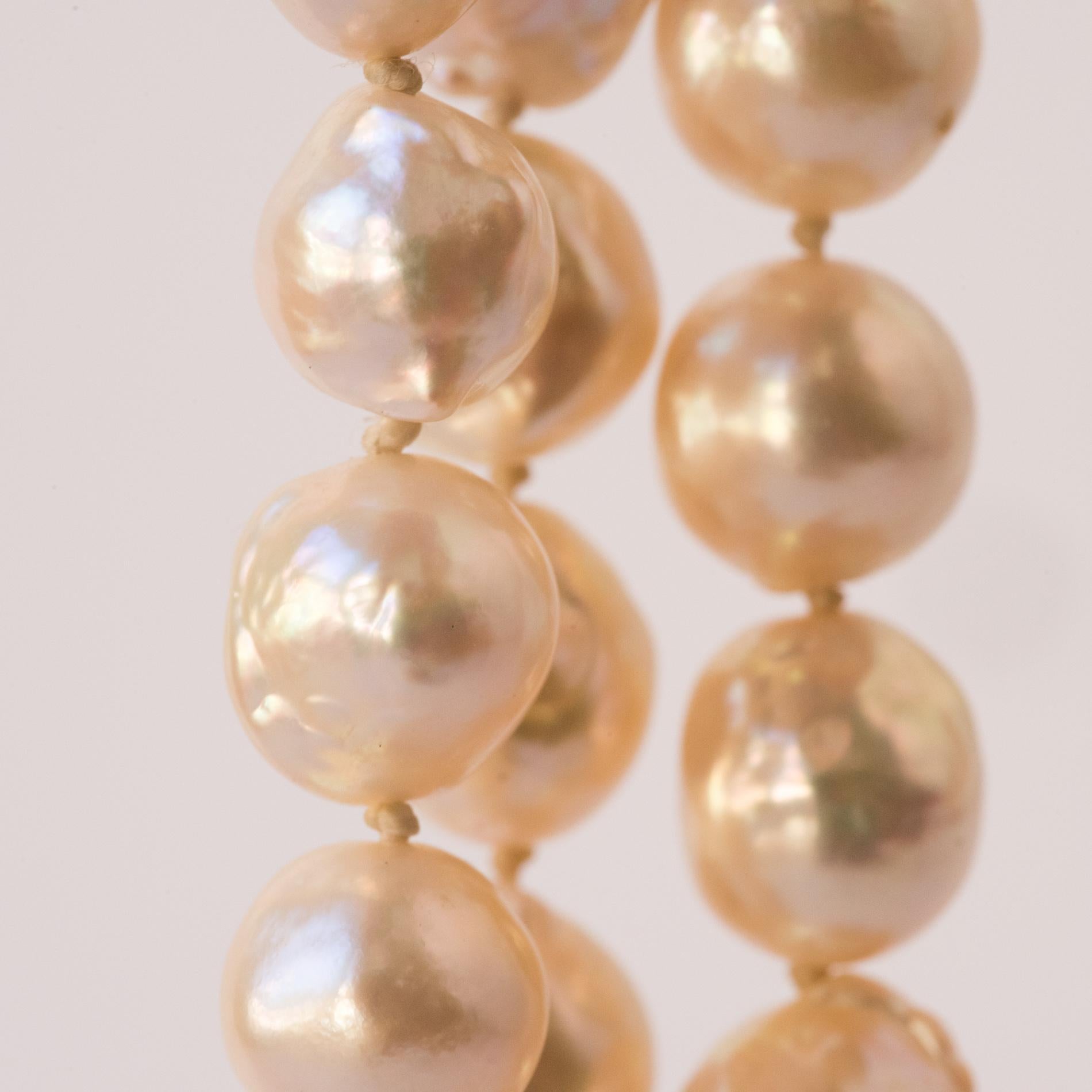 1960s pearl necklace