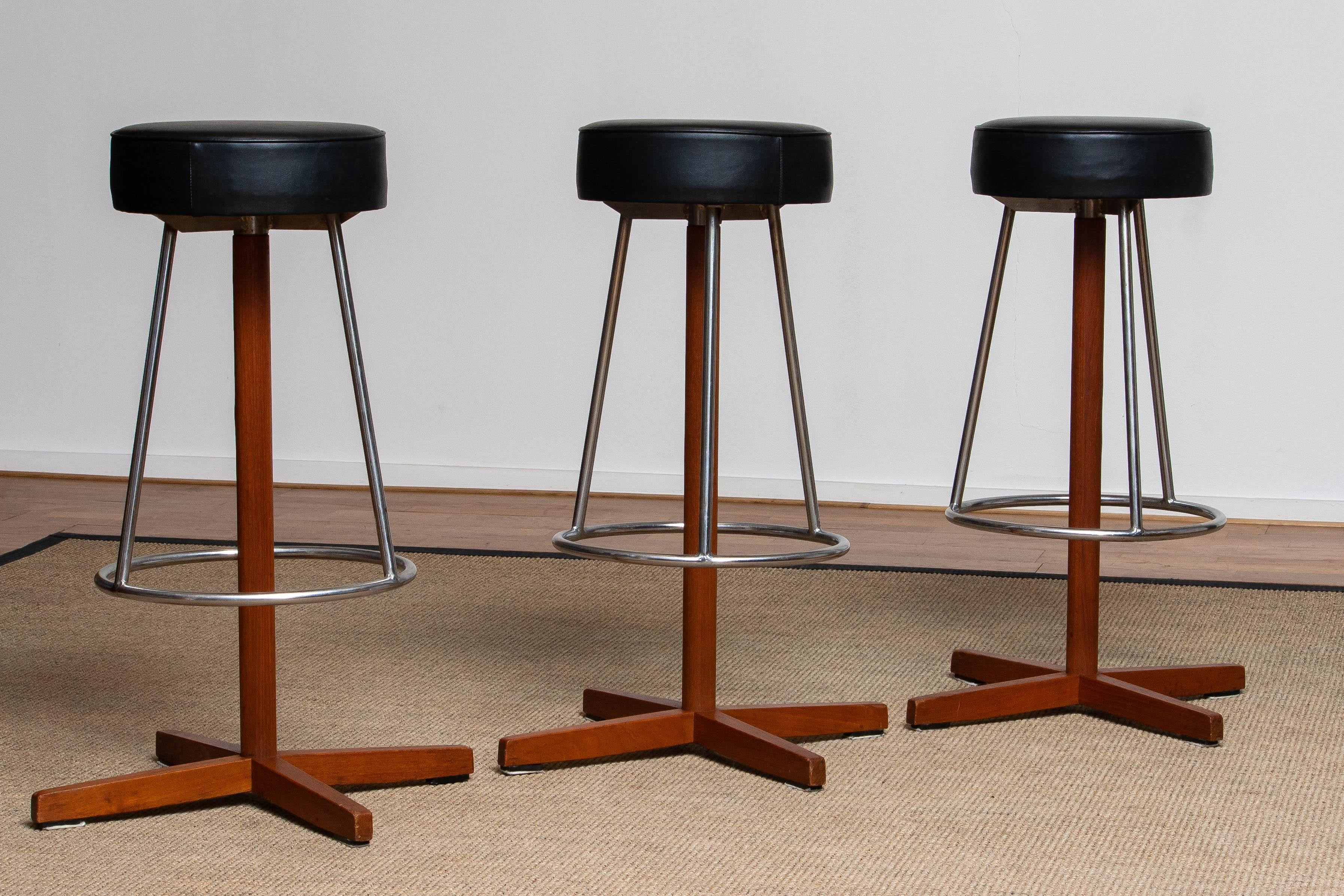 borje johanson bar stool