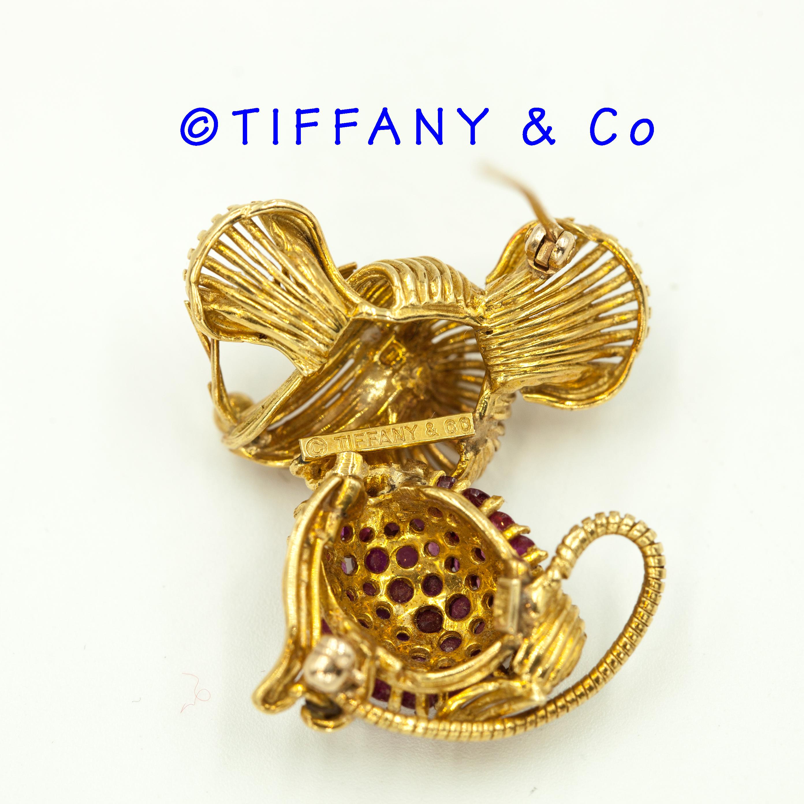 1960s Tiffany & Co. 18K Yellow Gold Ruby Emerald Mouse Brooch 6