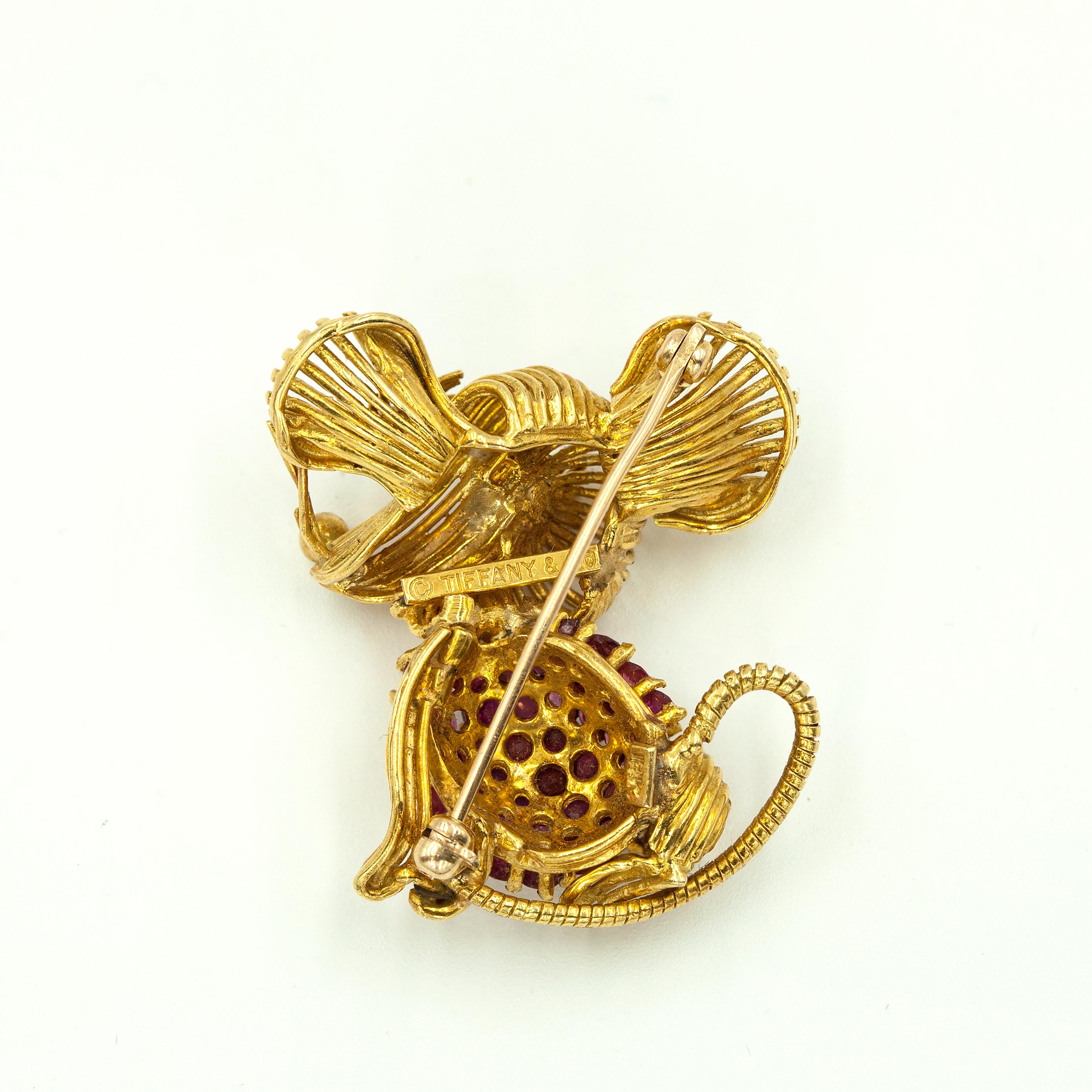 1960s Tiffany & Co. 18K Yellow Gold Ruby Emerald Mouse Brooch 4