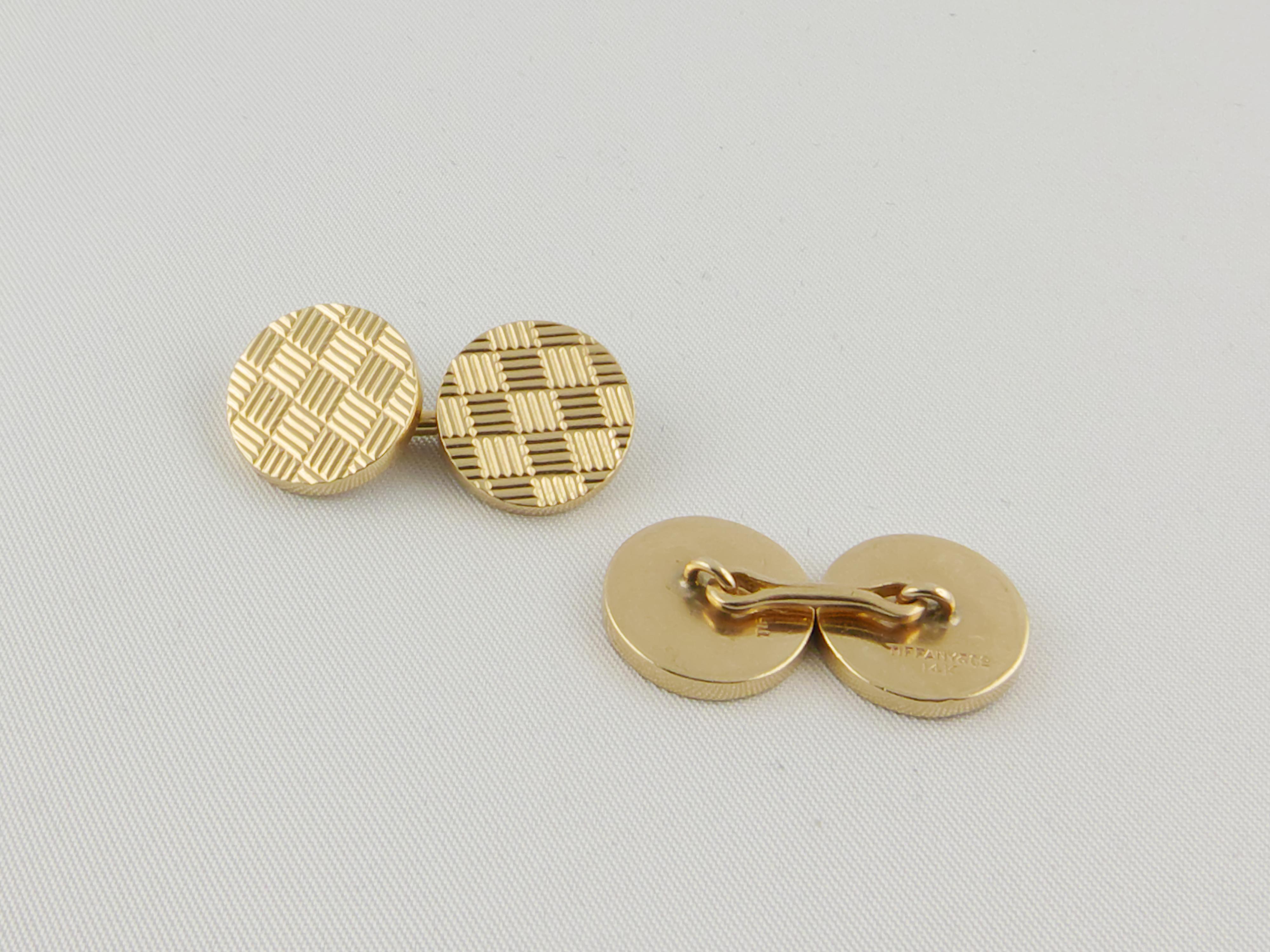 1960s Tiffany & Co. Double-Sided Yellow Gold Cufflinks In Good Condition For Sale In Torino, IT