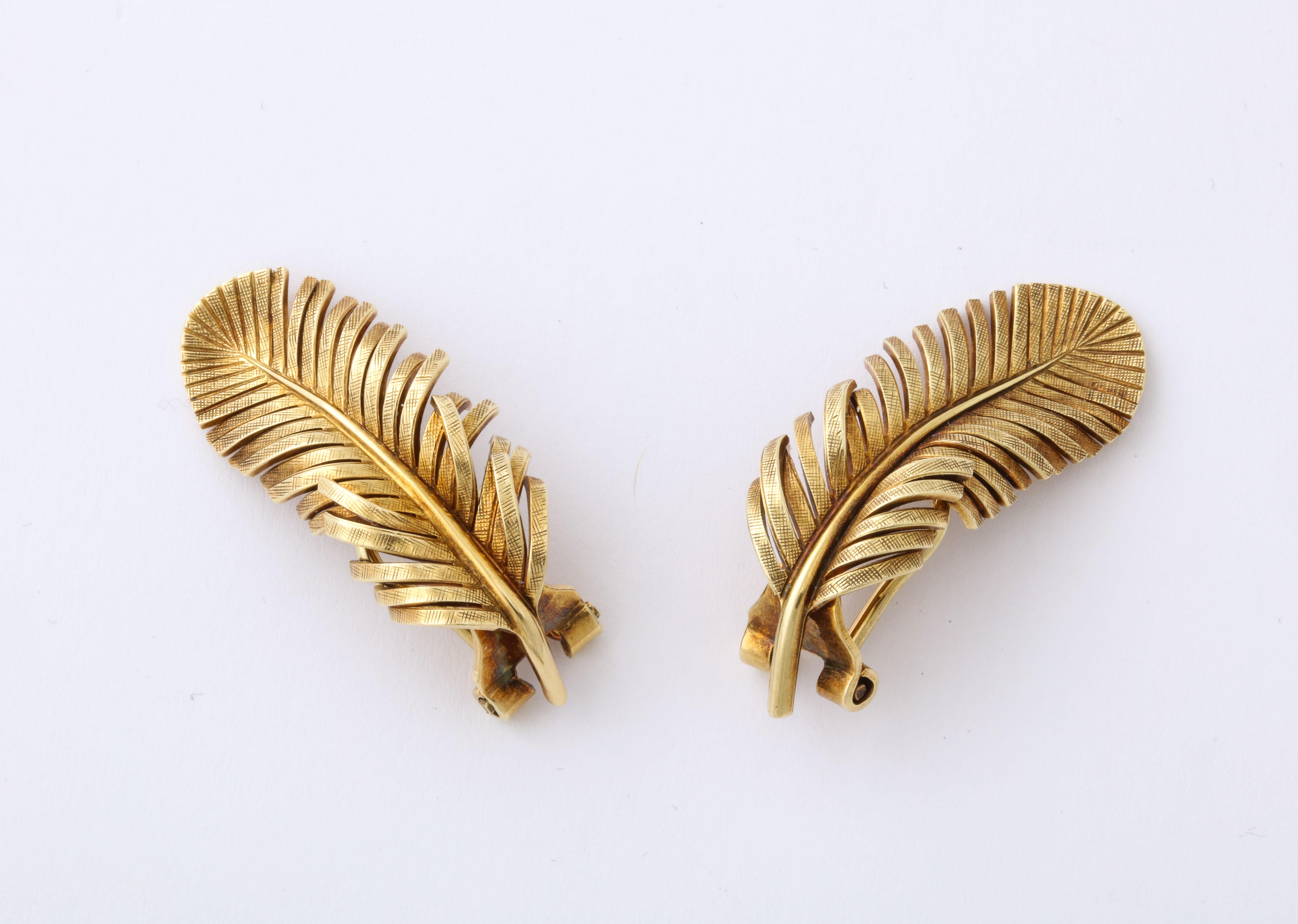 1960s Tiffany & Co. Gold Feather Ear Clips and Brooch 4
