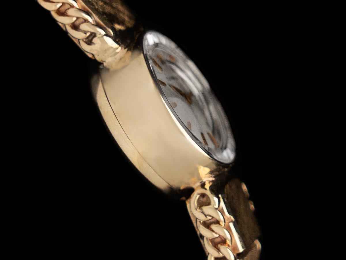 1960's Tiffany & Co. Ladies Vintage Dress Bracelet Watch - 14K Gold For Sale 1