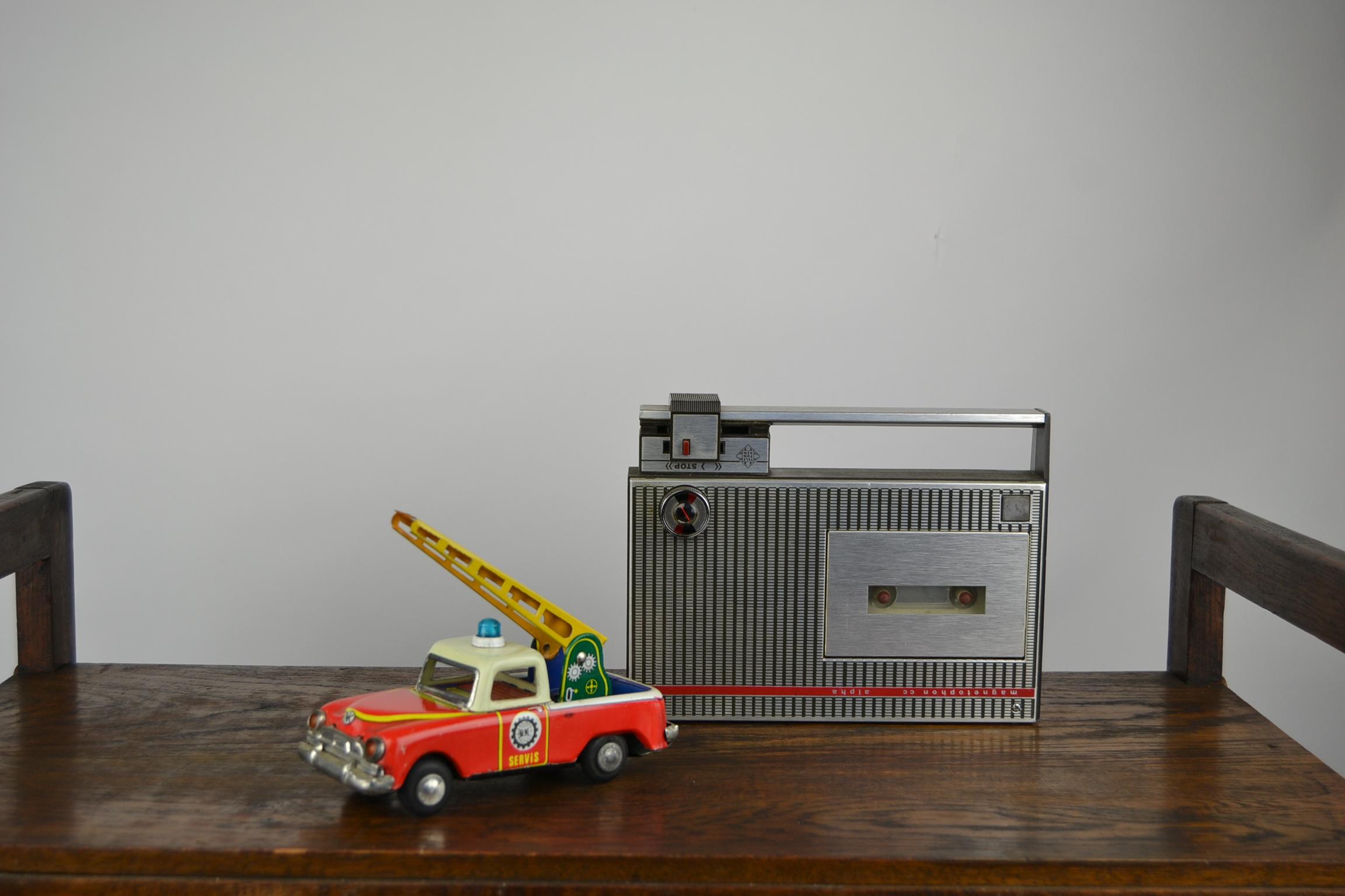 1960s Tin Toy Servis Pick Up truck with ladder by Nekur,  Ne-Kur , Turkey  For Sale 8