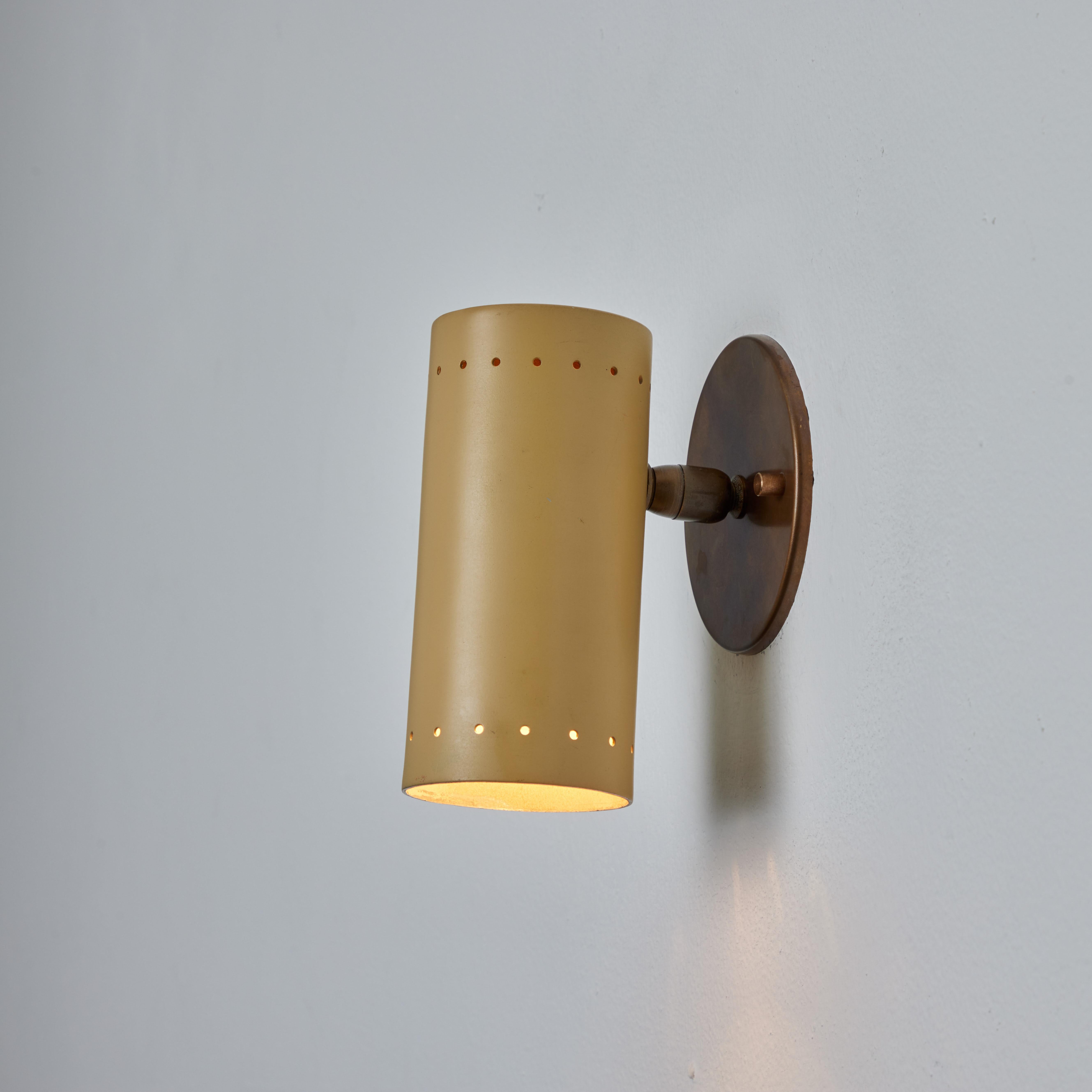 Mid-20th Century 1960s Tito Agnoli Beige Metal and Brass Articulating Sconce for O-Luce