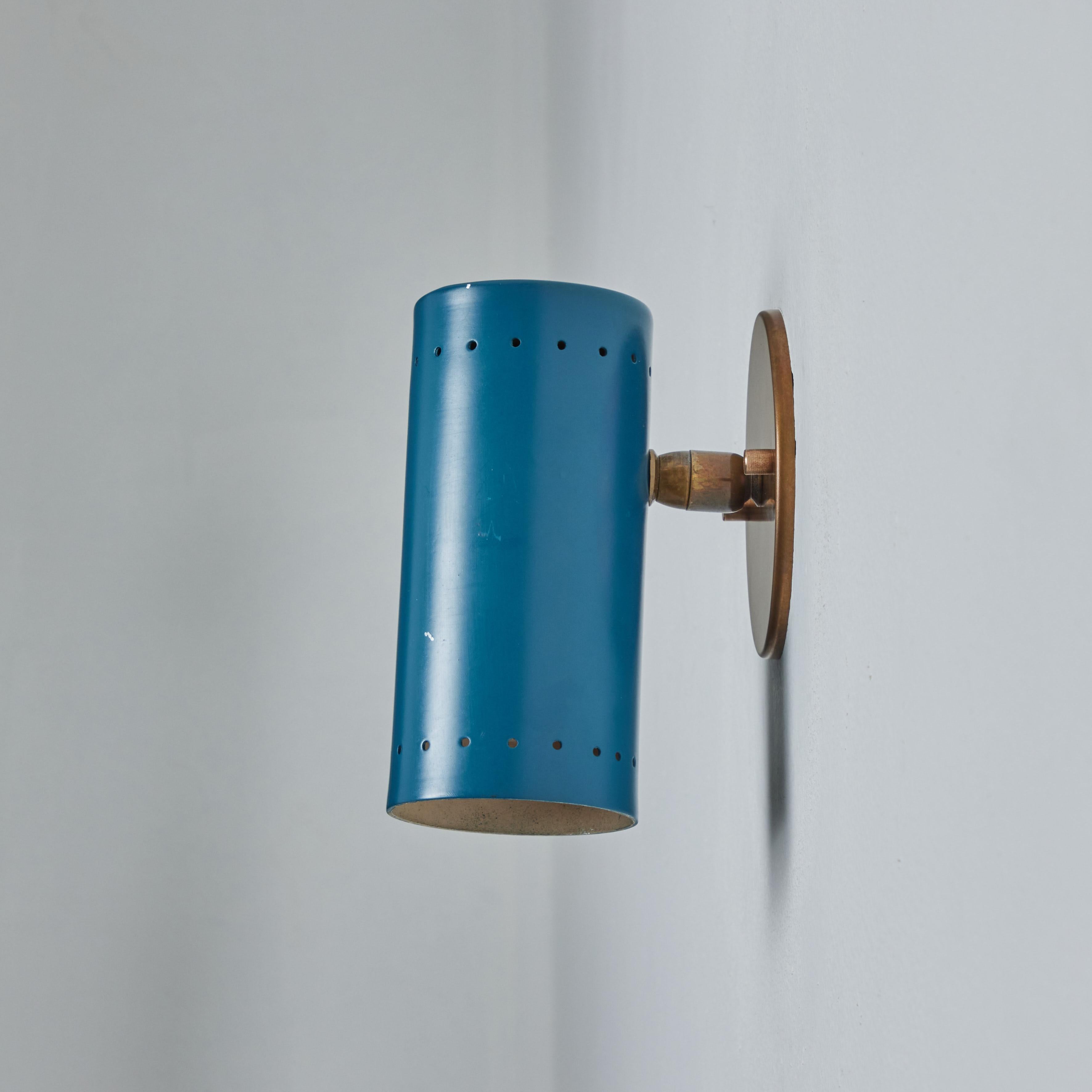 Mid-Century Modern 1960s Tito Agnoli Blue Perforated Metal and Brass Articulating Sconce for O-Luce For Sale