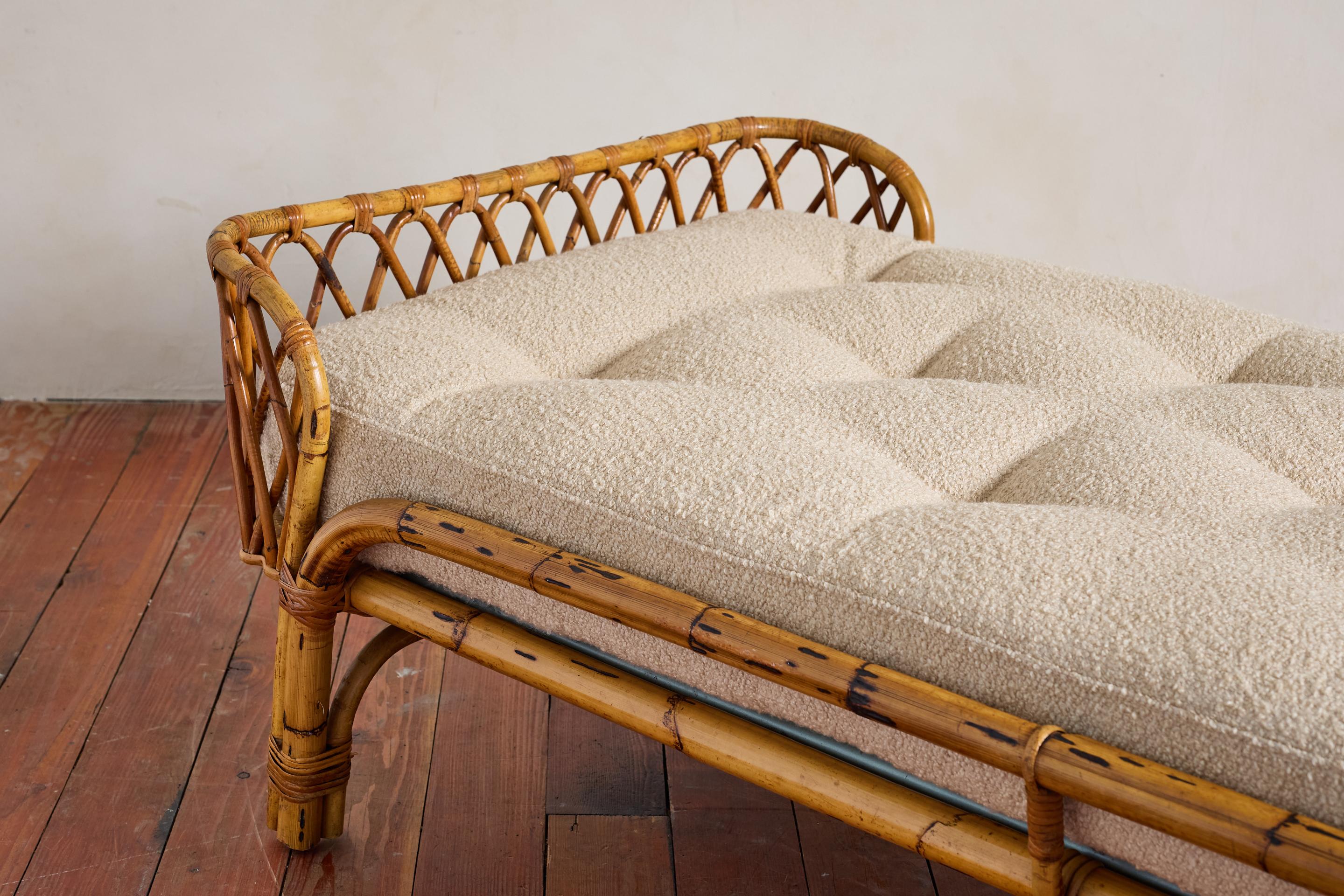 Sofá cama Tito Agnoli, años 60 en venta 1