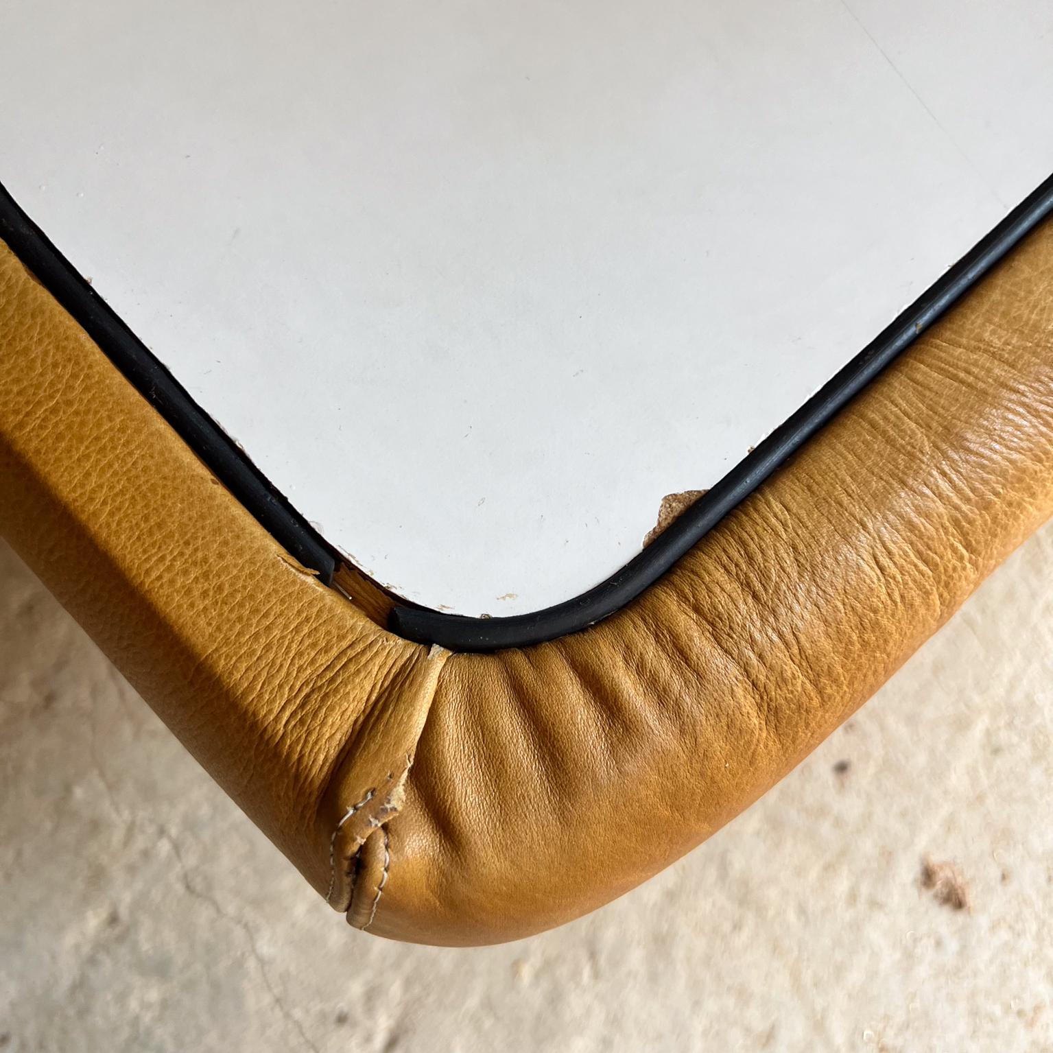 Tito Agnoli für Cinova  Leder-Tagesbett Sofa 711 – Italien 1960er Jahre im Angebot 4