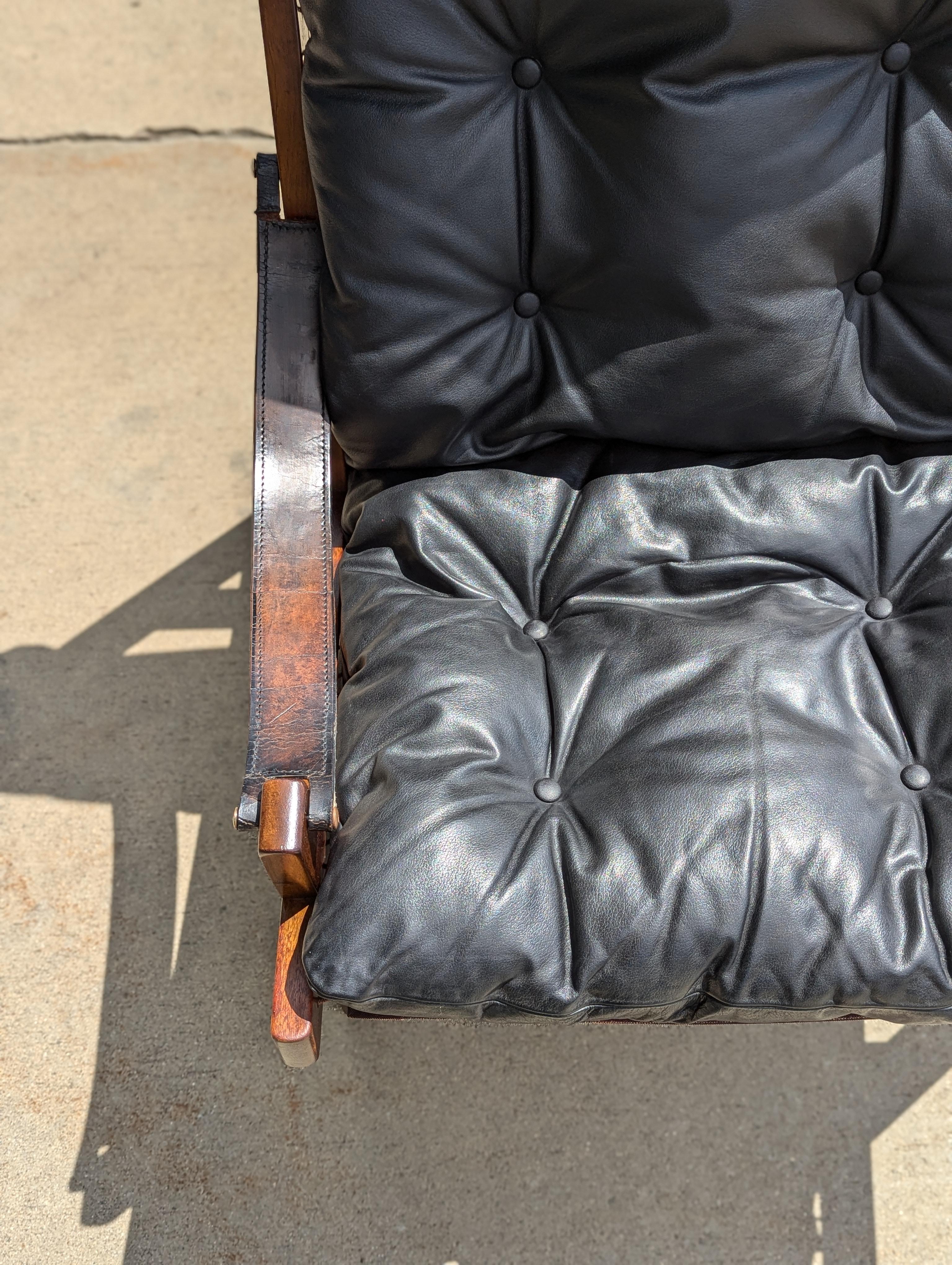 1960s Torbjørn Afdal Hunter Chair and matching Footstool, Norway In Good Condition In Cedar Falls, IA
