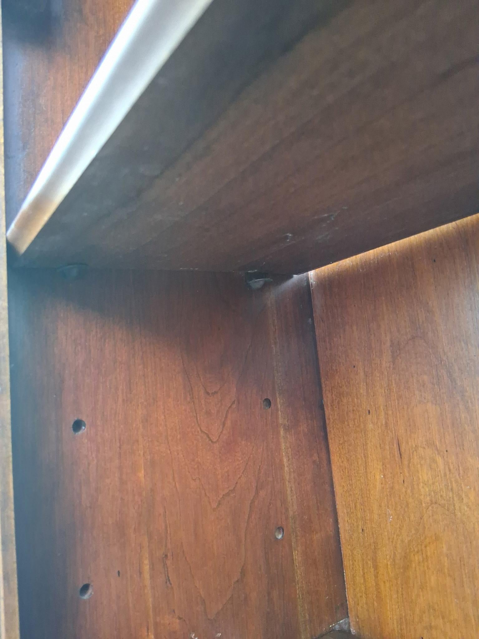 1960er Jahre Traditionelle Campaigner geschnitzt Nussbaum 