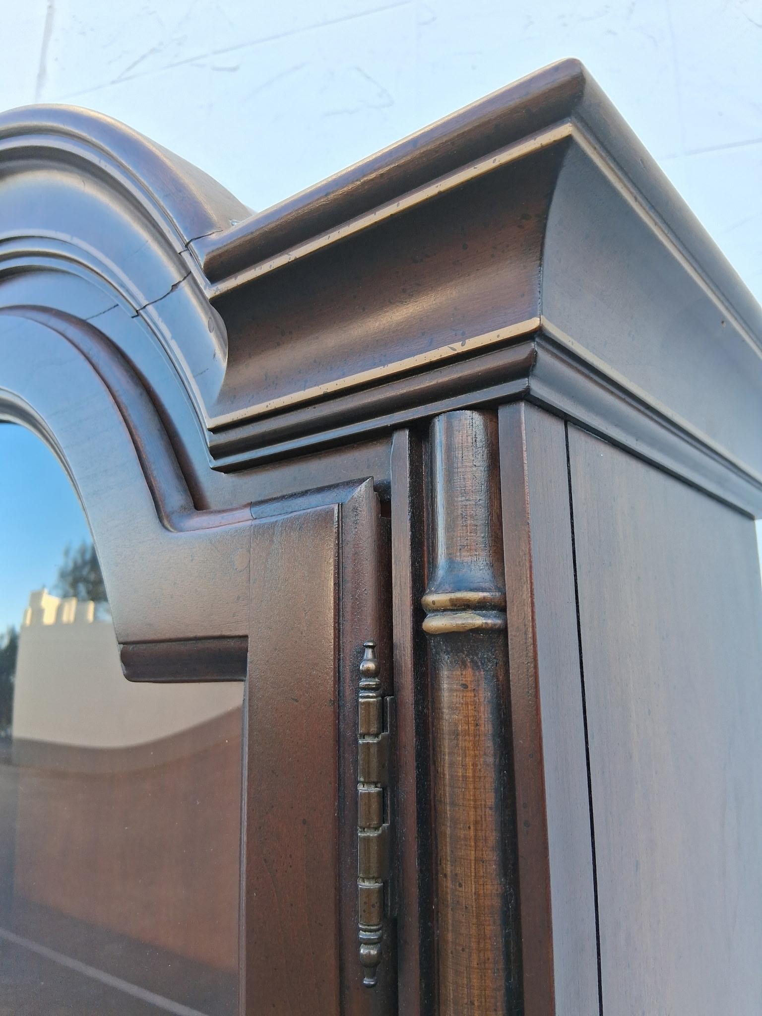 1960er Jahre Traditionelle Campaigner geschnitzt Nussbaum 