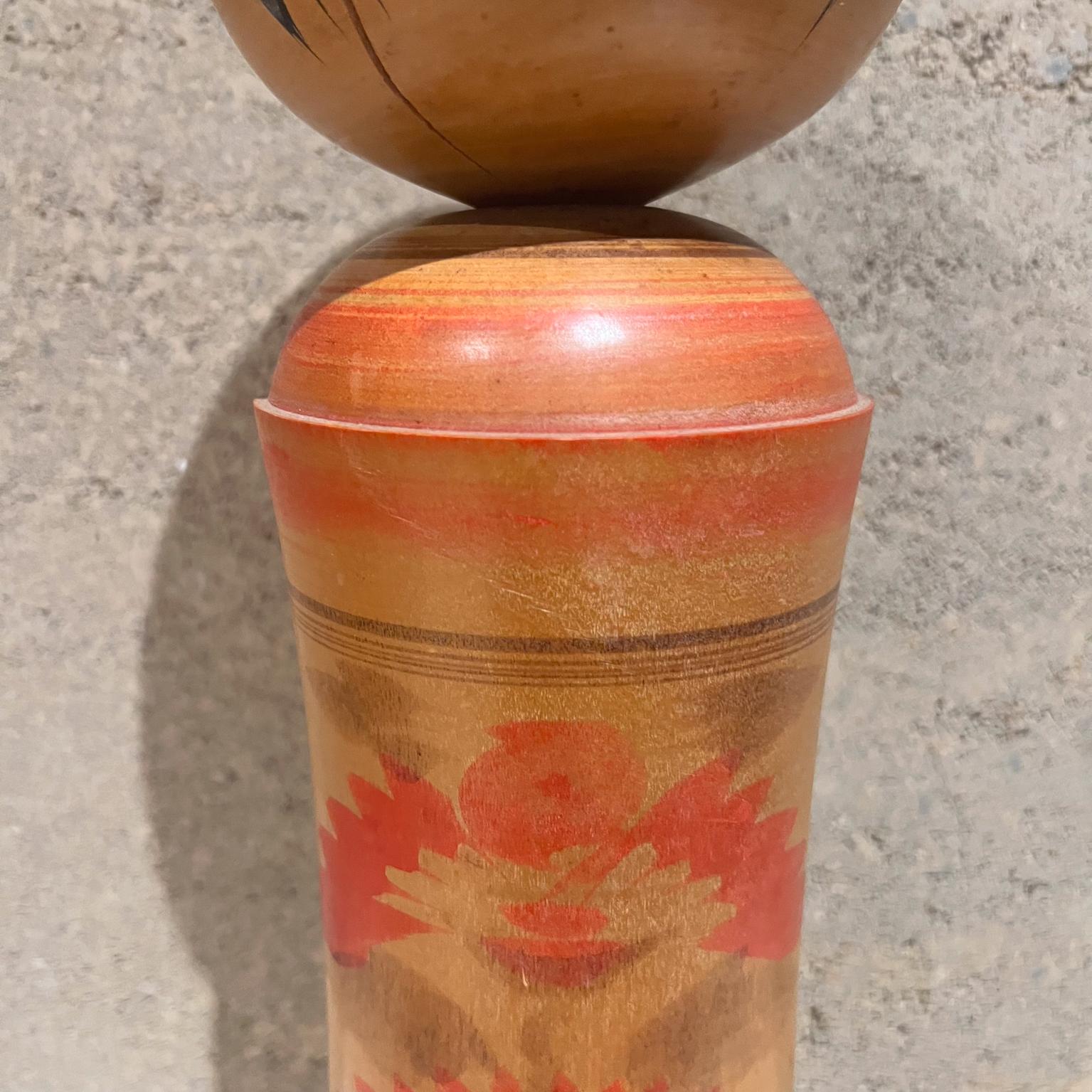 1960s Traditional Japanese Wood Doll Dento Naruko Kokeshi For Sale 1
