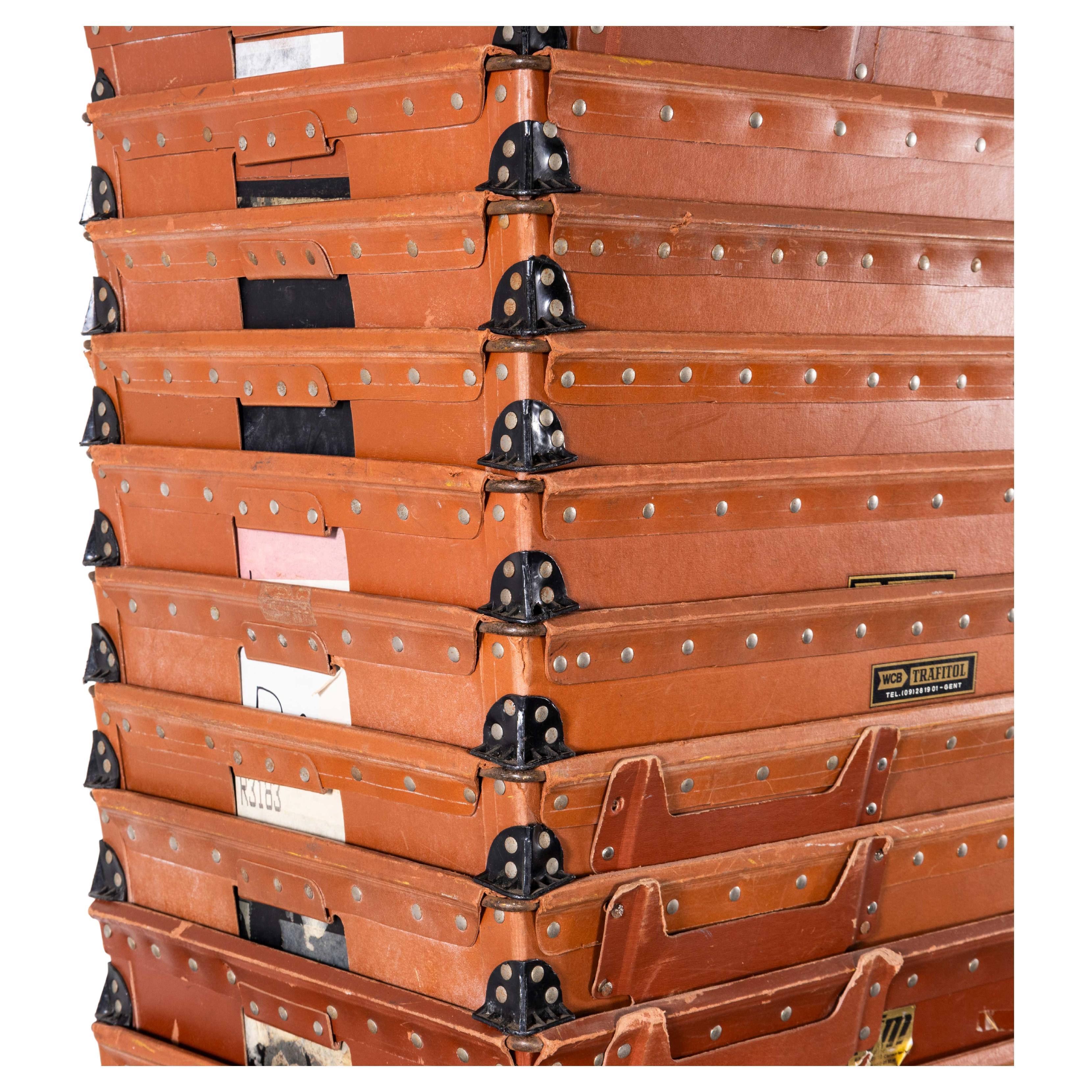 Cajas de almacenamiento de tarjetas vulcanizadas Trafitol de los años 60 - Gran cantidad disponible en venta