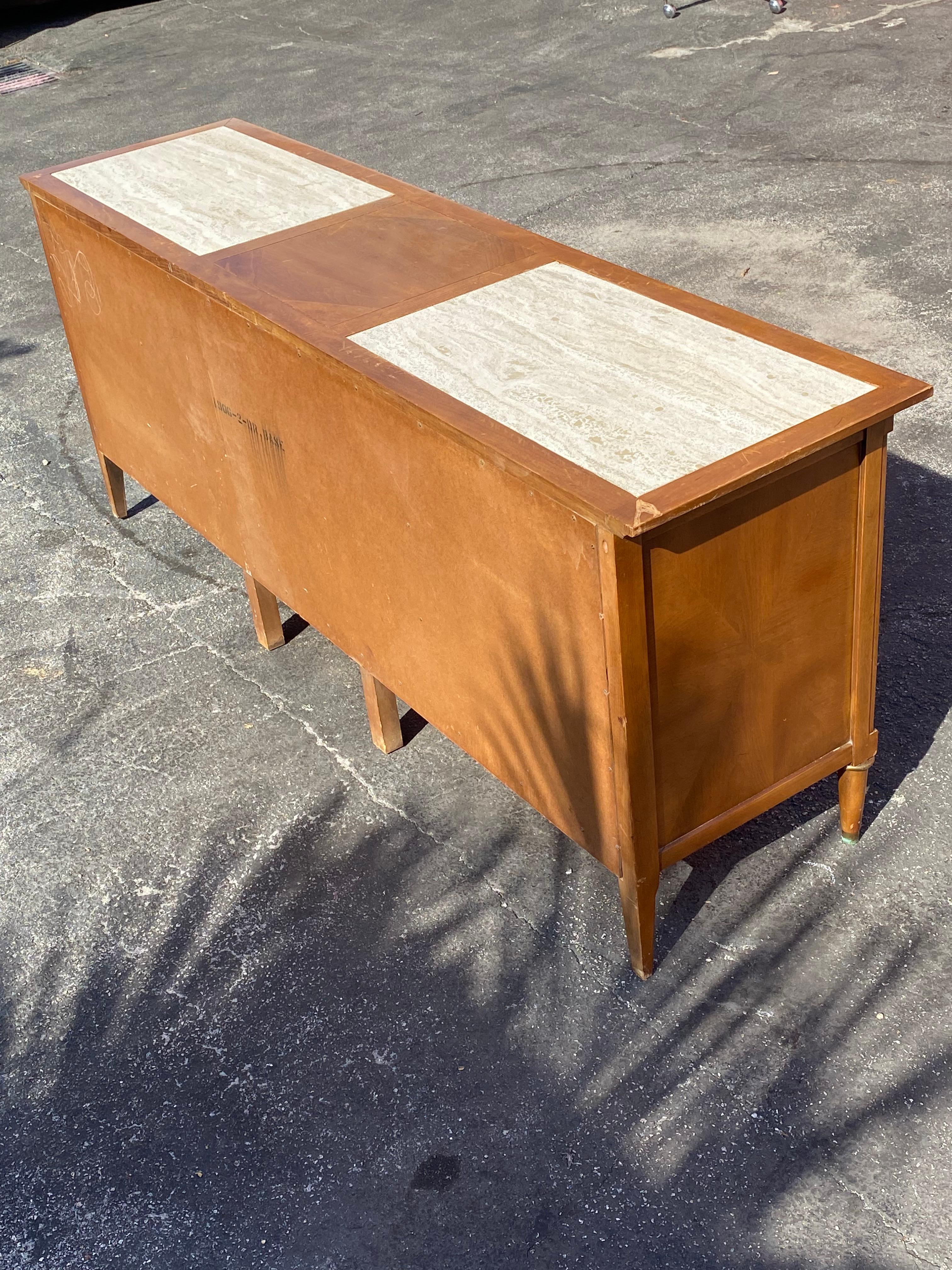 1960s Travertine Wood Sideboard Dresser Storage Cabinet en vente 7