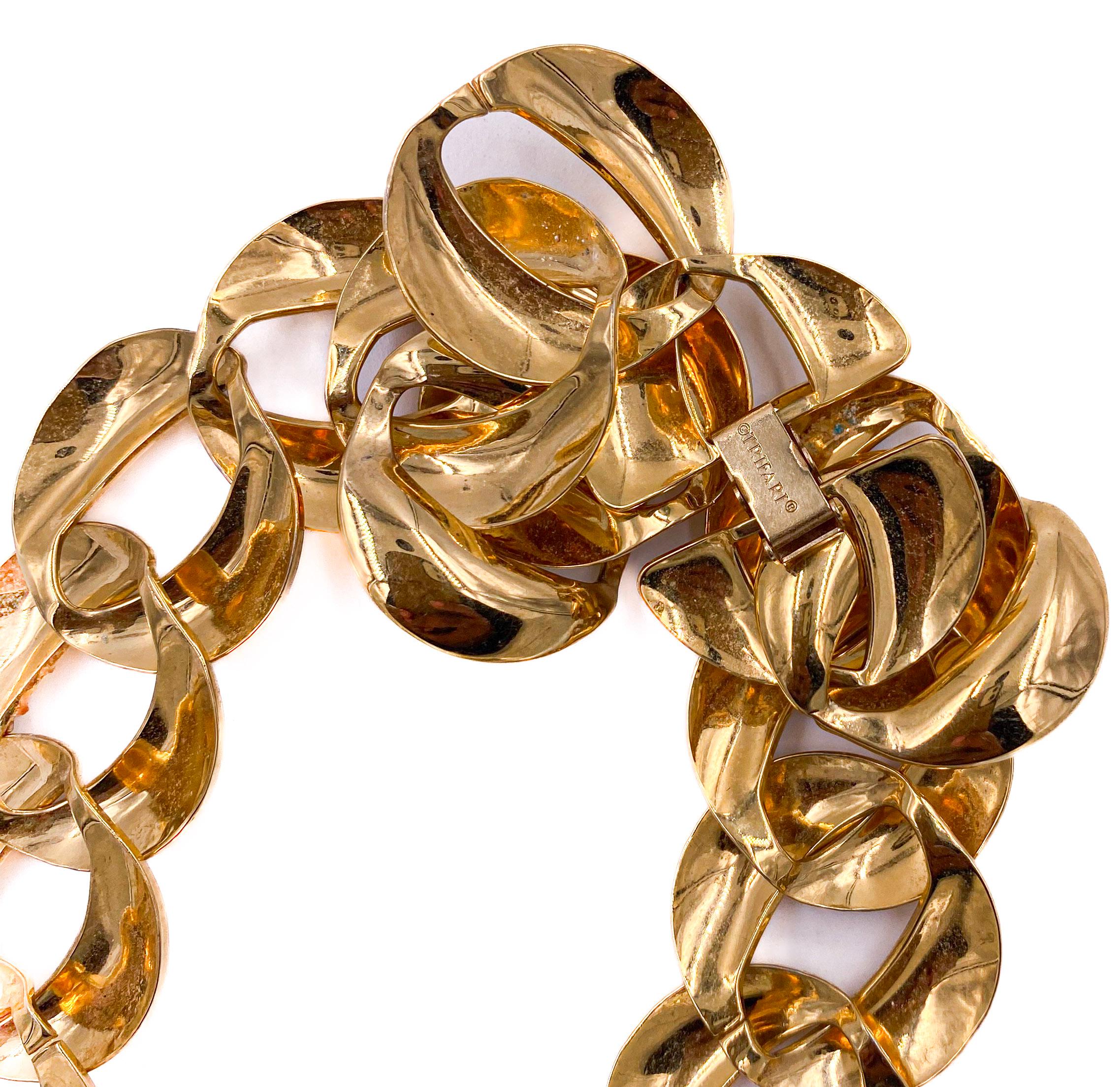 1960s Trifari Gold O-Chain Link Necklace For Sale 1