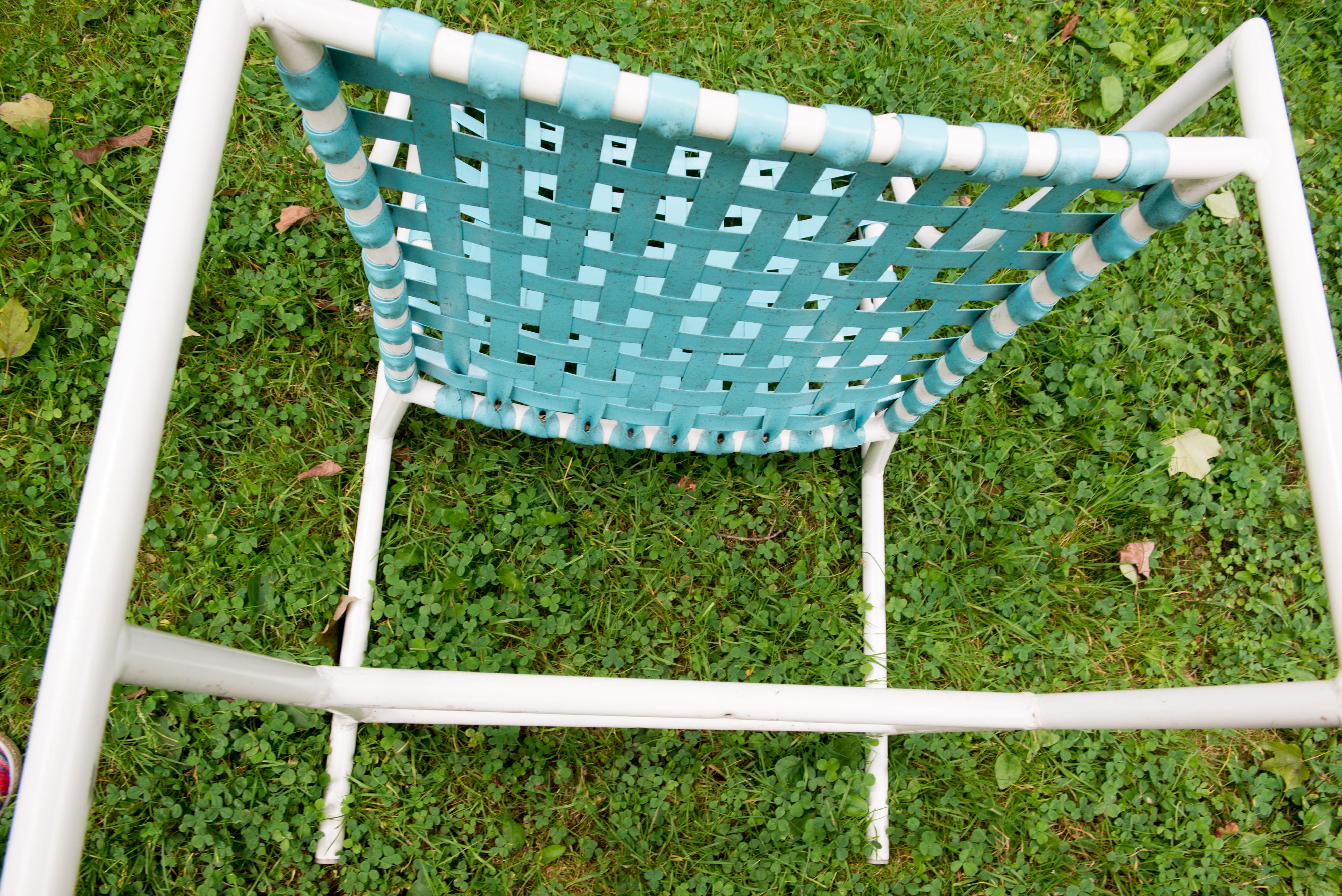 1960s Tropitone Umbrella Table and Chairs 1