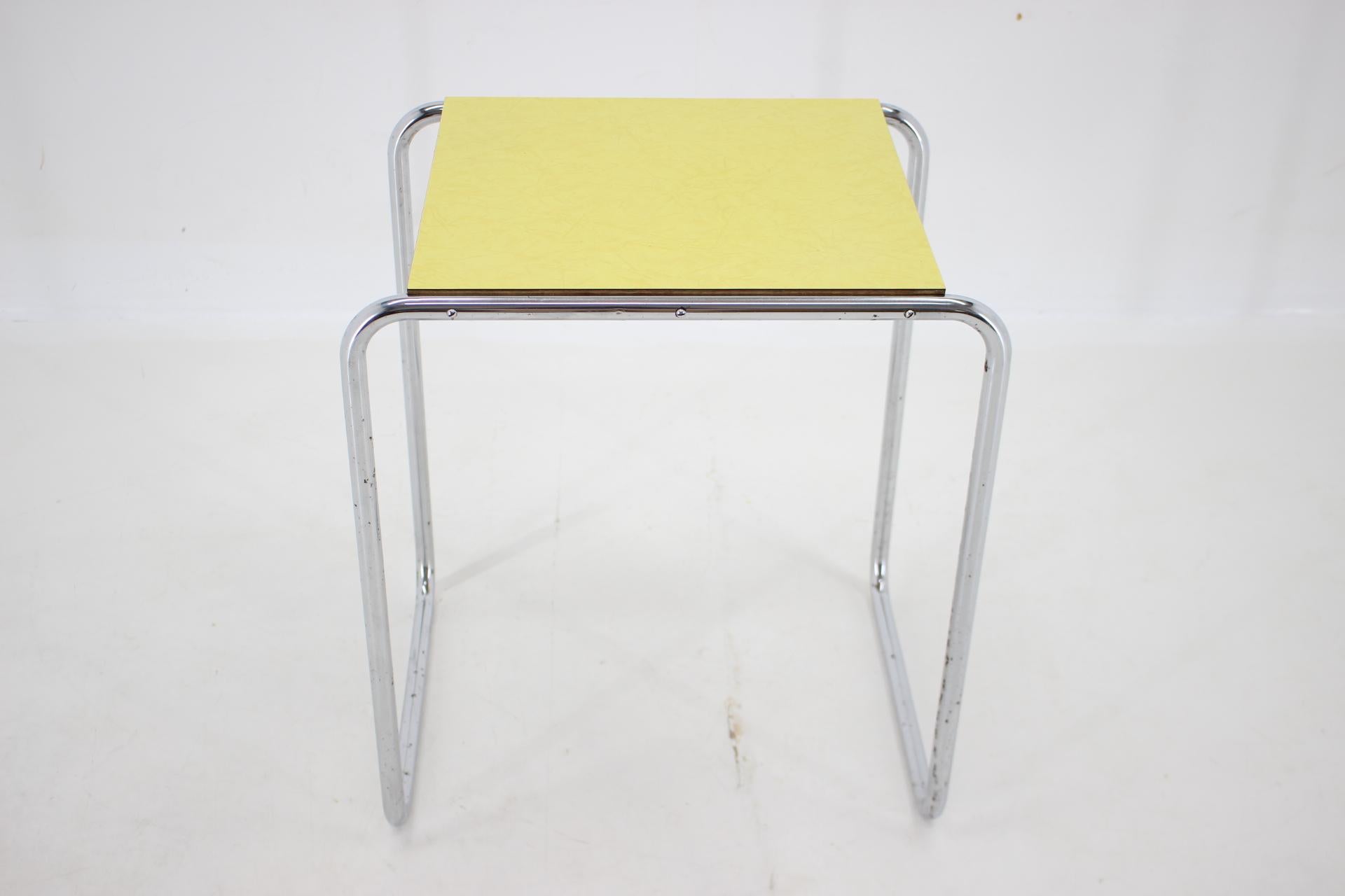 1960s Tubular Chrome Plated Side Table, Czechoslovakia For Sale 1