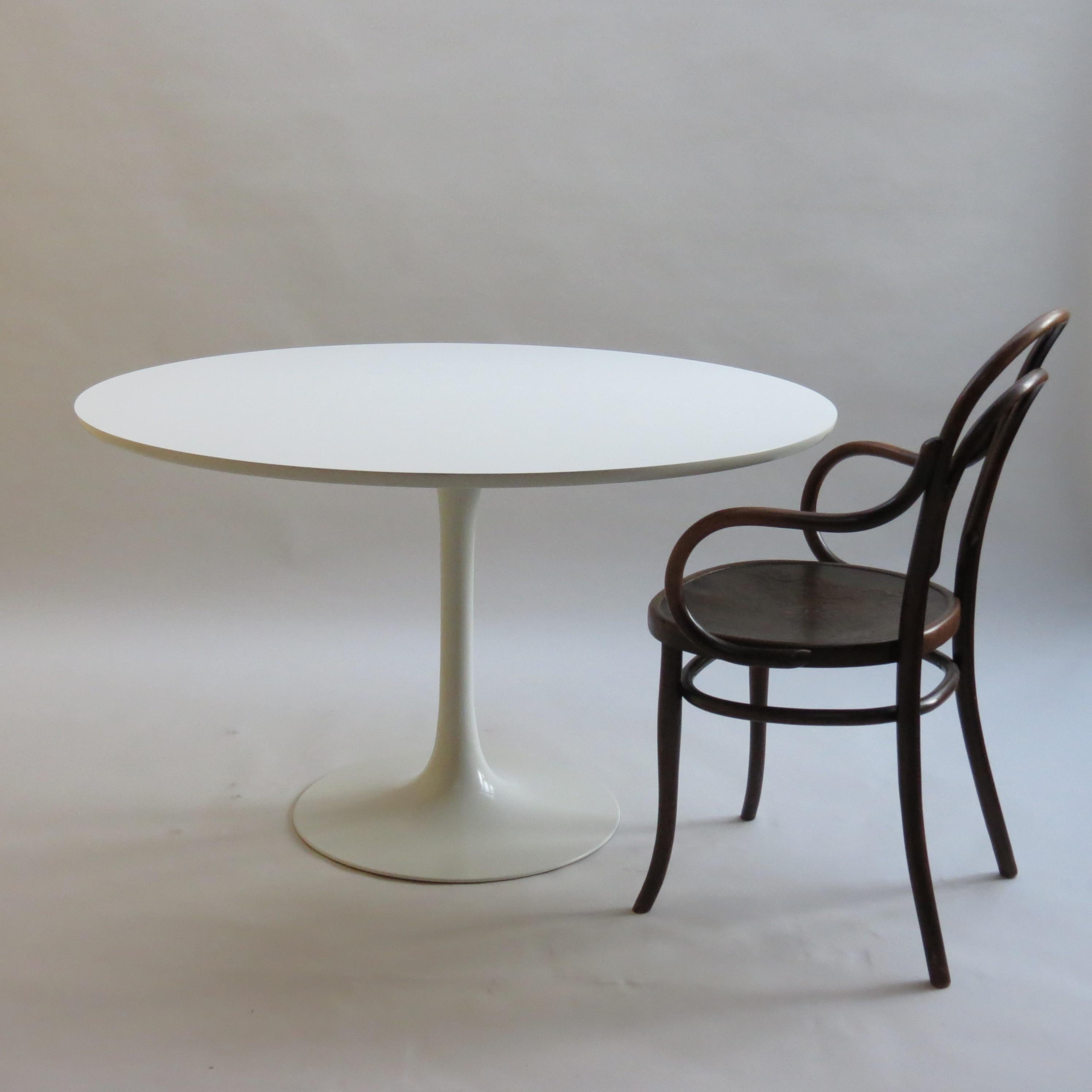Mesa de comedor Tulip de los años 60 por Maurice Burke para Arkana UK 120 en venta 4