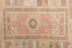 Tapis turc Oushak des années 1960 avec style moderne