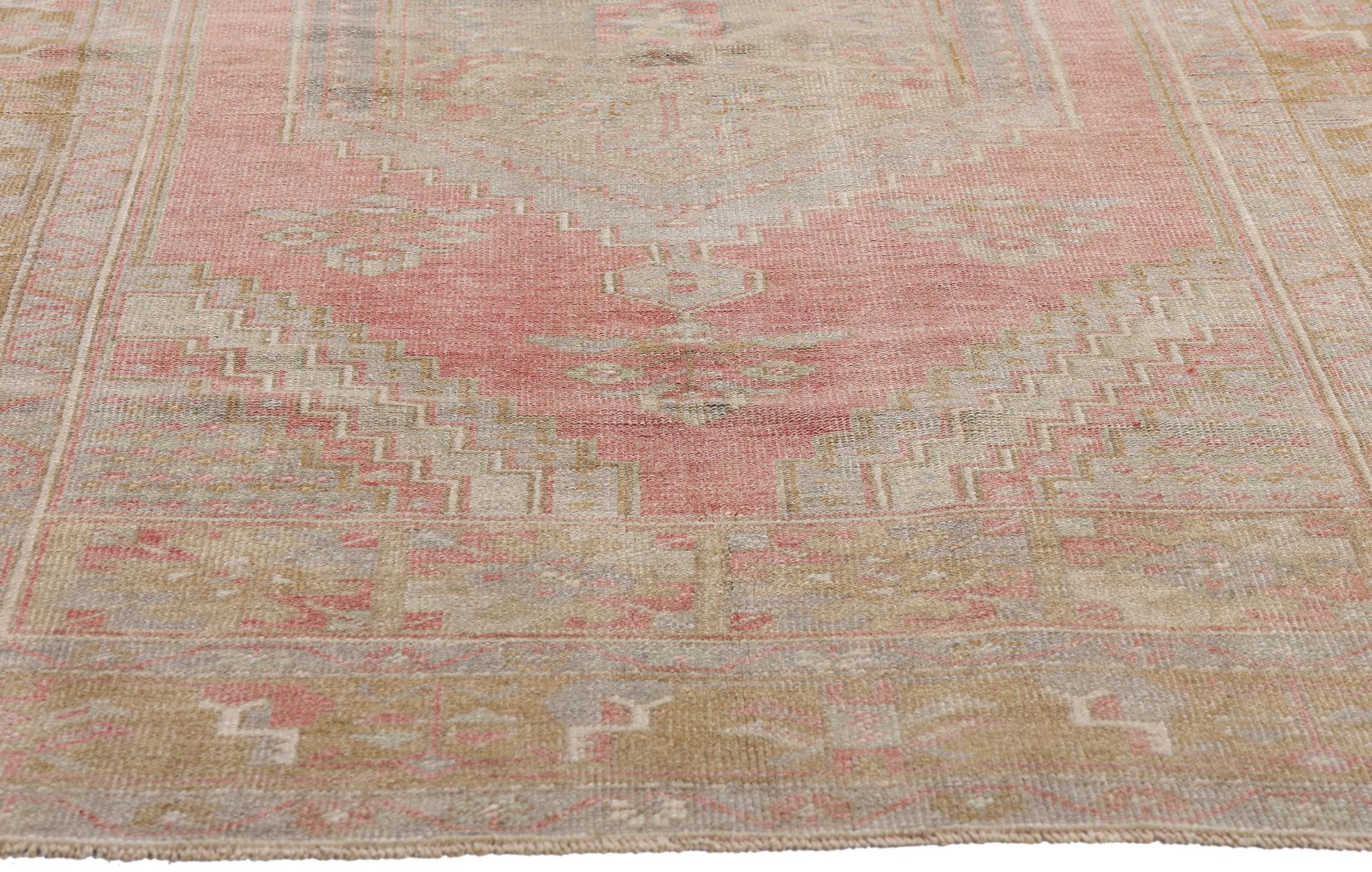 1960's Turkish Oushak Carpet with Modern Style In Good Condition For Sale In Dallas, TX