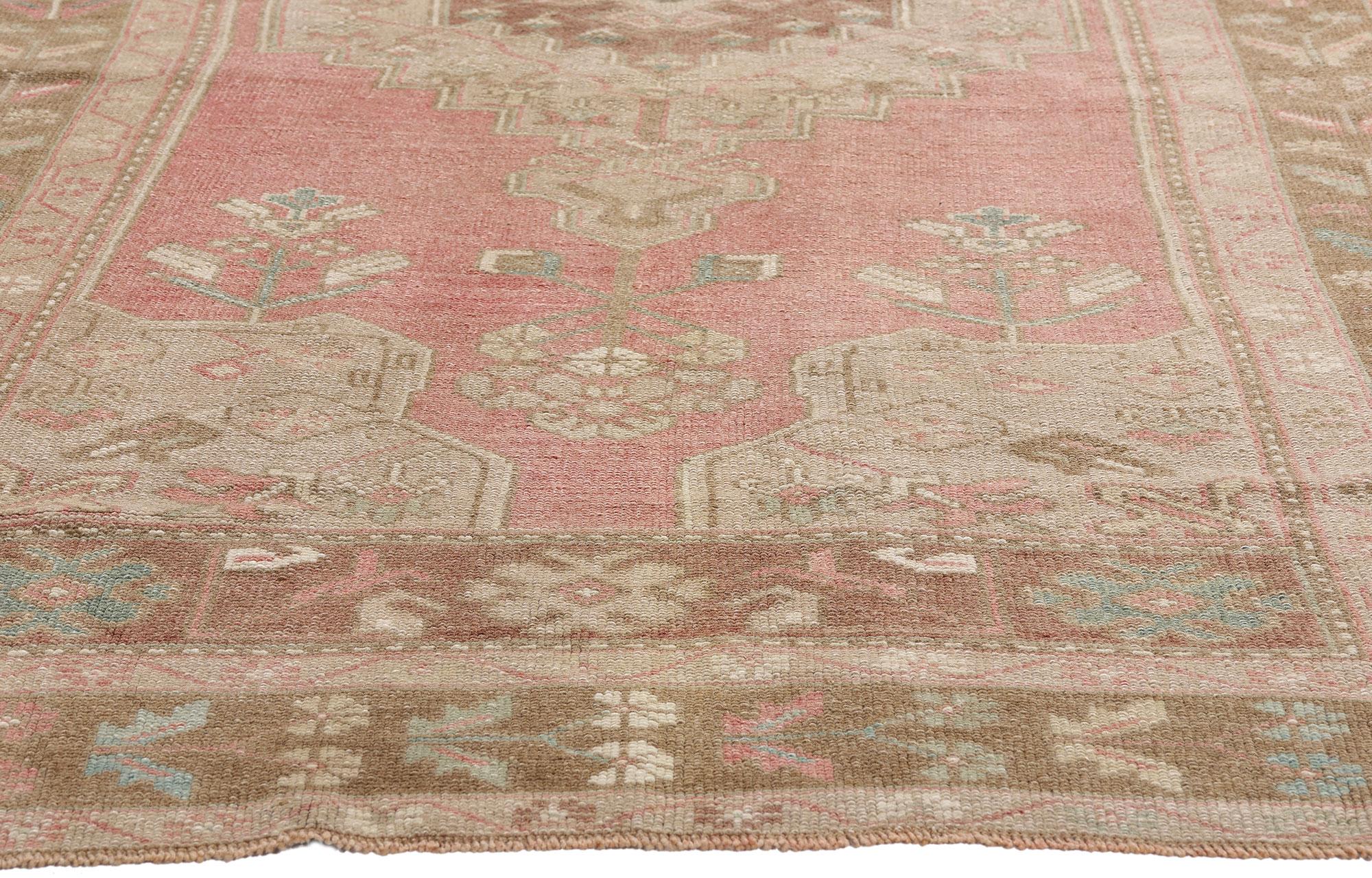 1960's Turkish Oushak Carpet with Modern Style In Good Condition For Sale In Dallas, TX